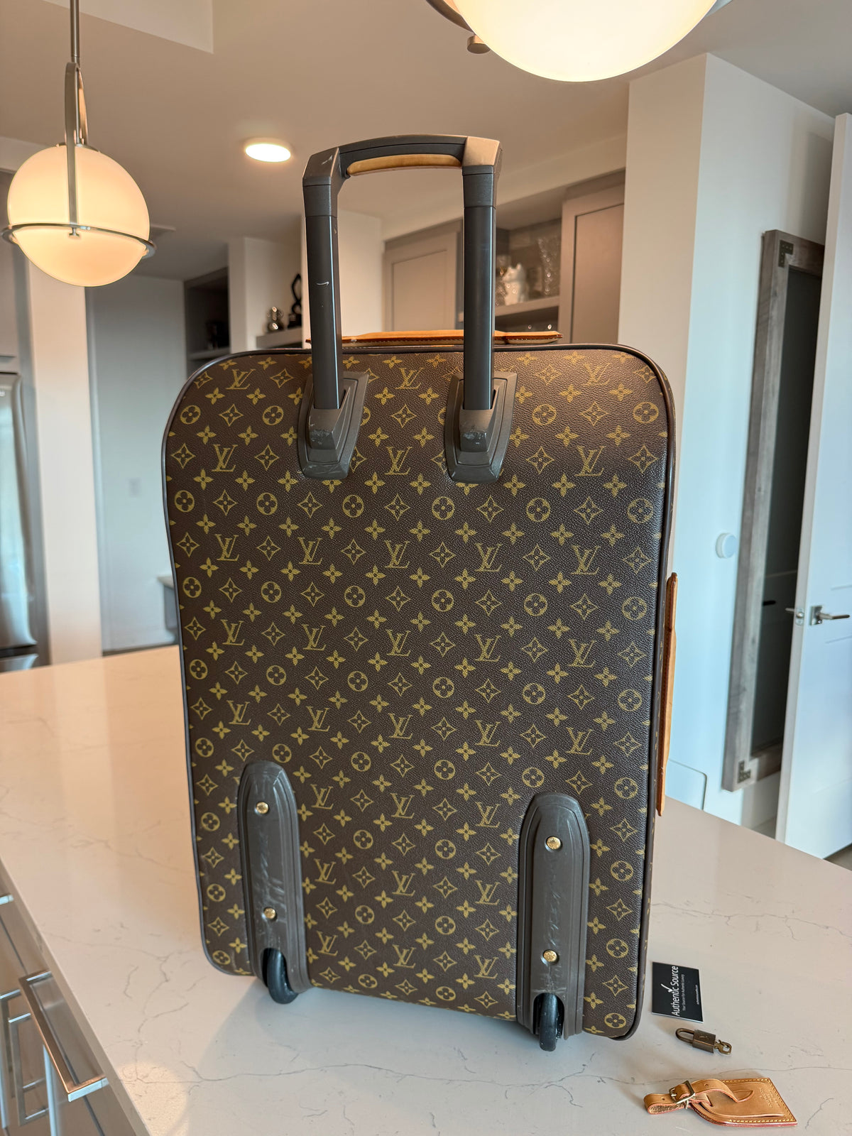 Louis Vuitton Pegase 70 Rolling Luggage