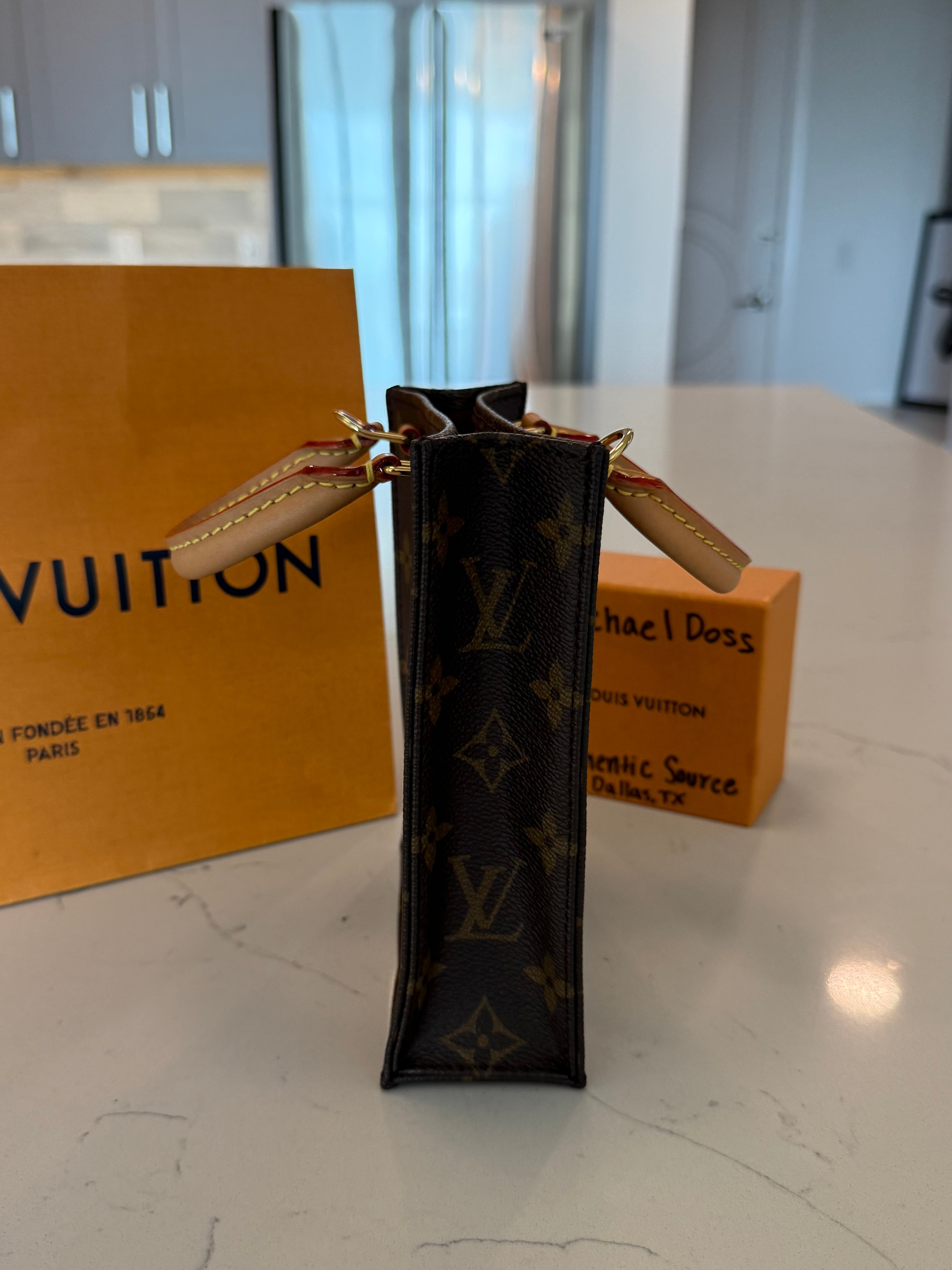 Louis Vuitton Sac Plat BB