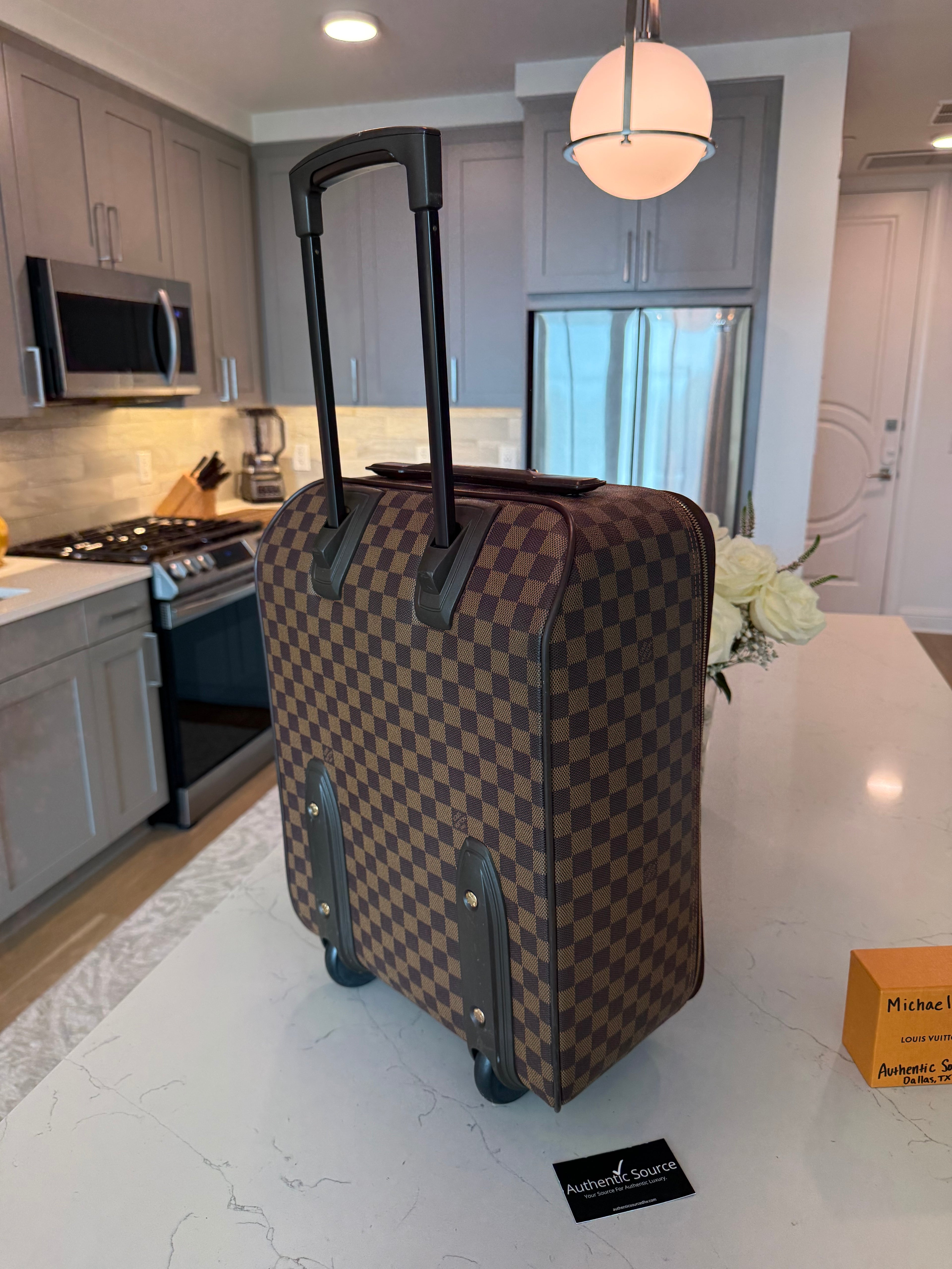 Louis Vuitton Pegase 45 Rolling Luggage DE