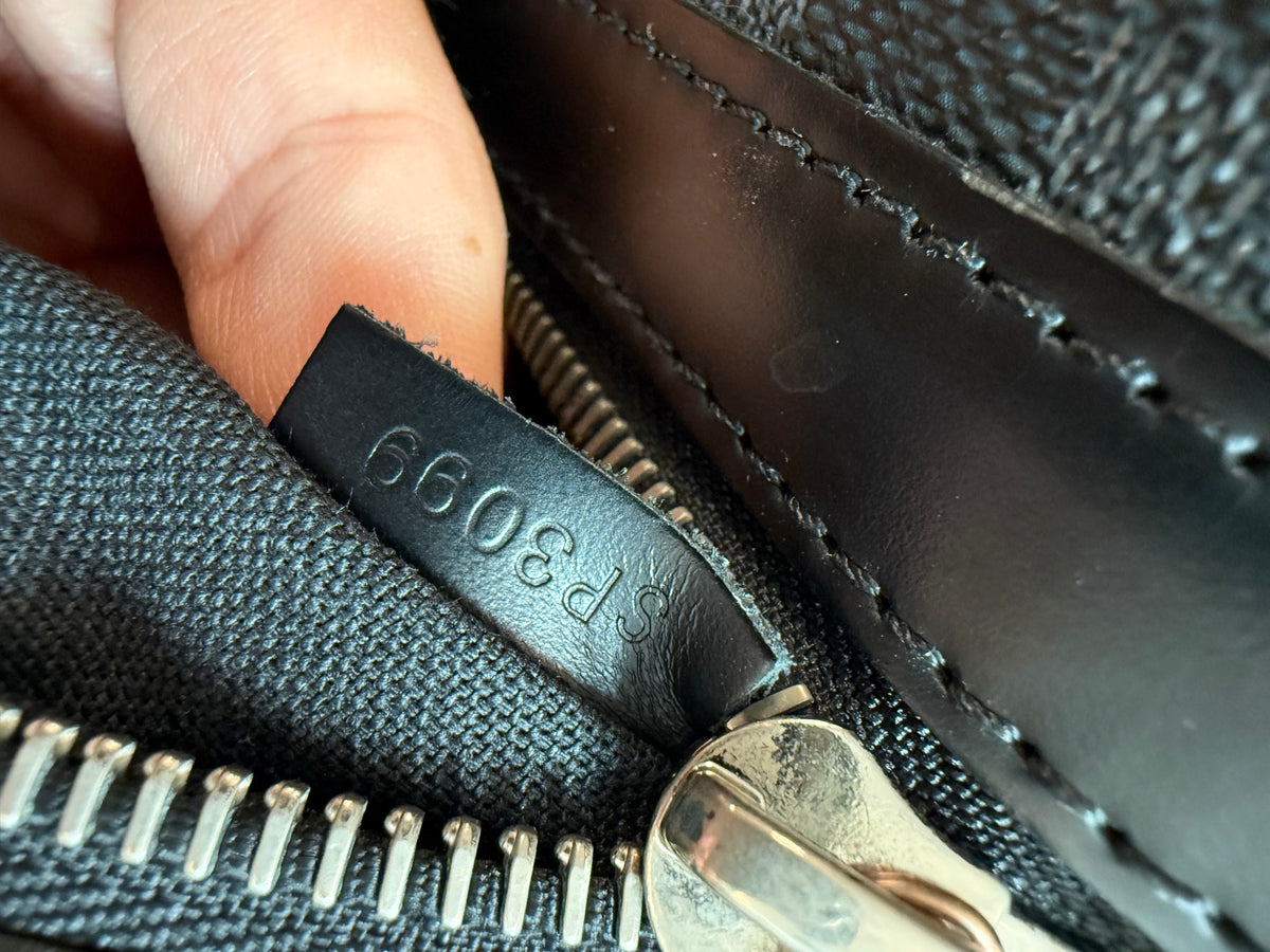 Louis Vuitton Daniel MM Damier Graphite