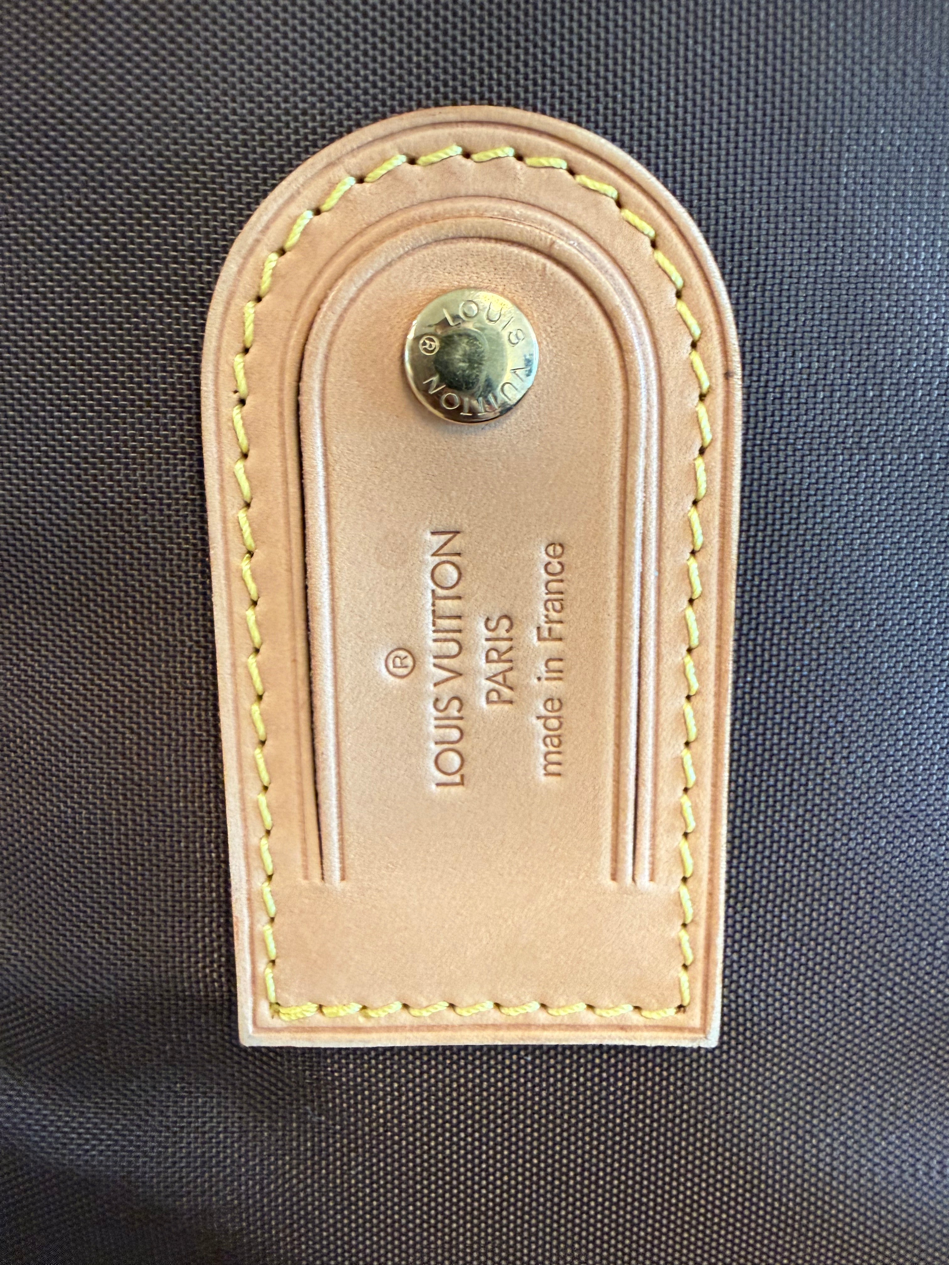 Louis Vuitton Pegase 70 Rolling Luggage