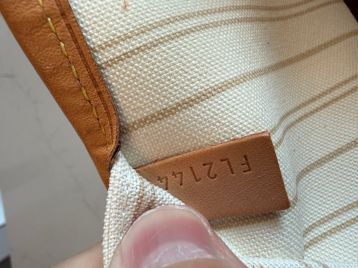Louis Vuitton Neverfull GM Azur with Pouch