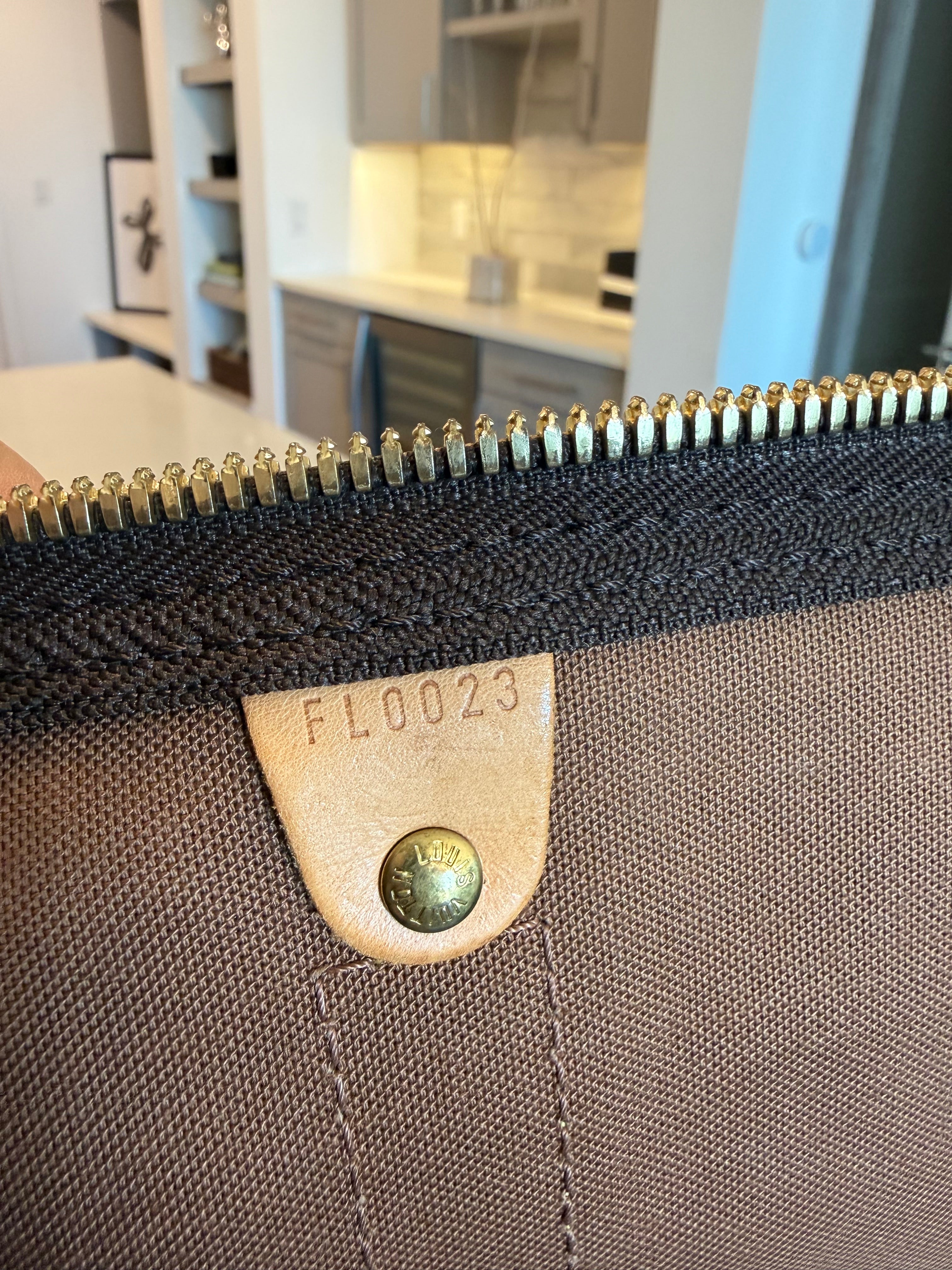 Louis Vuitton Keepall 55 Bandouliere