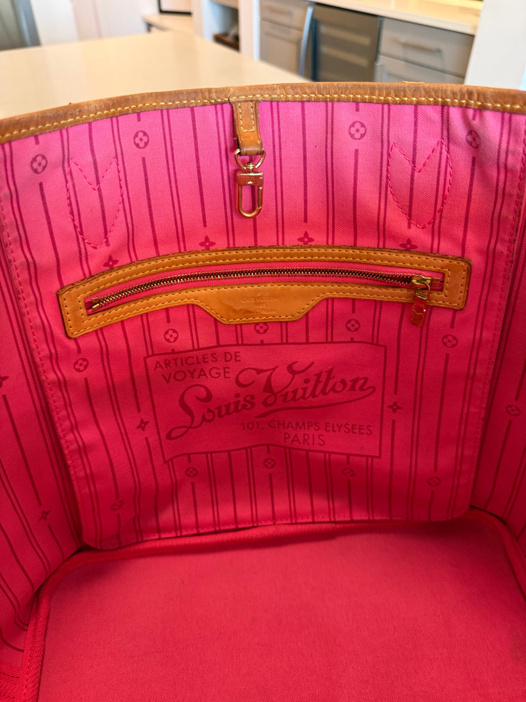 Louis Vuitton Neverfull MM Roses