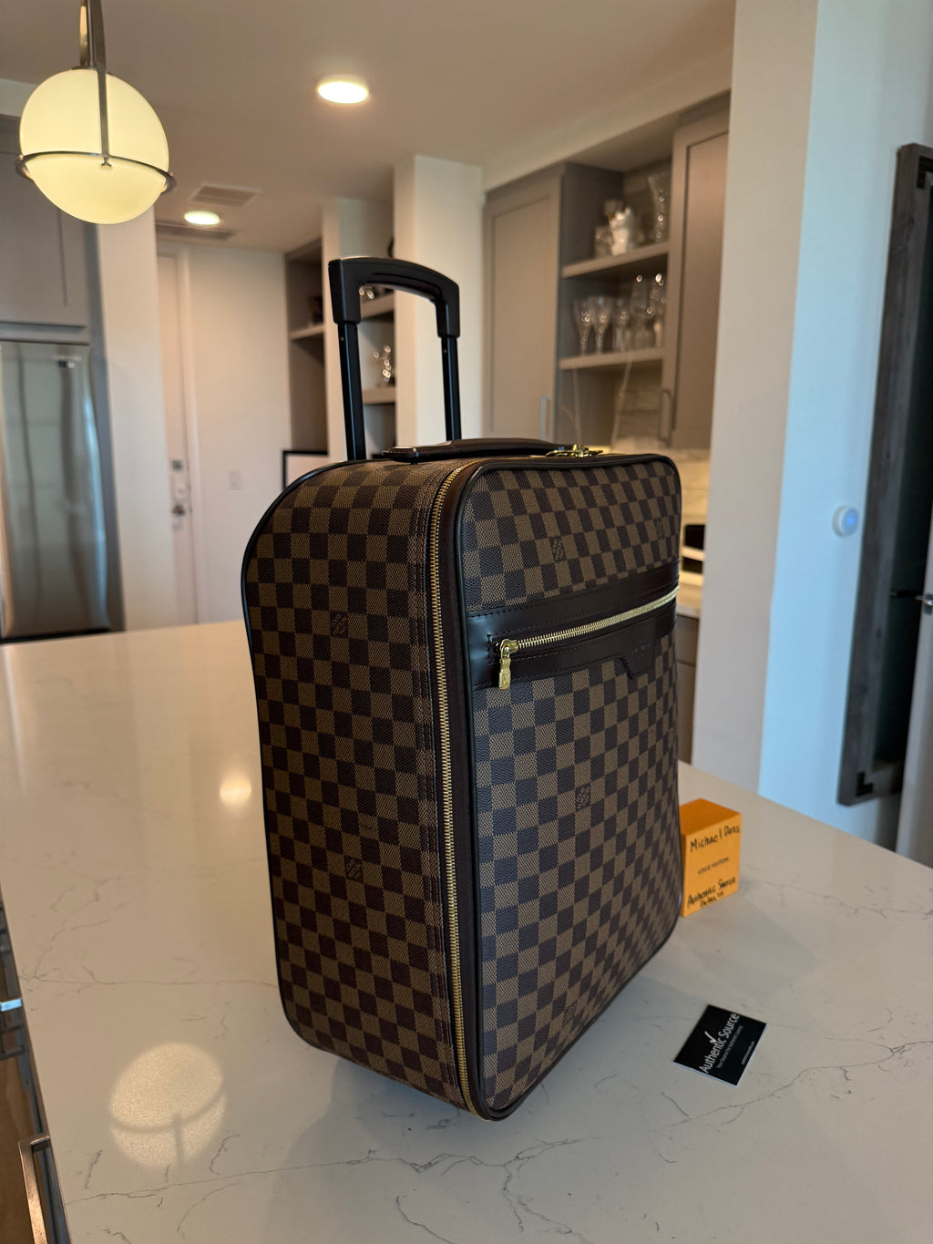Louis Vuitton Pegase 45 Rolling Luggage DE