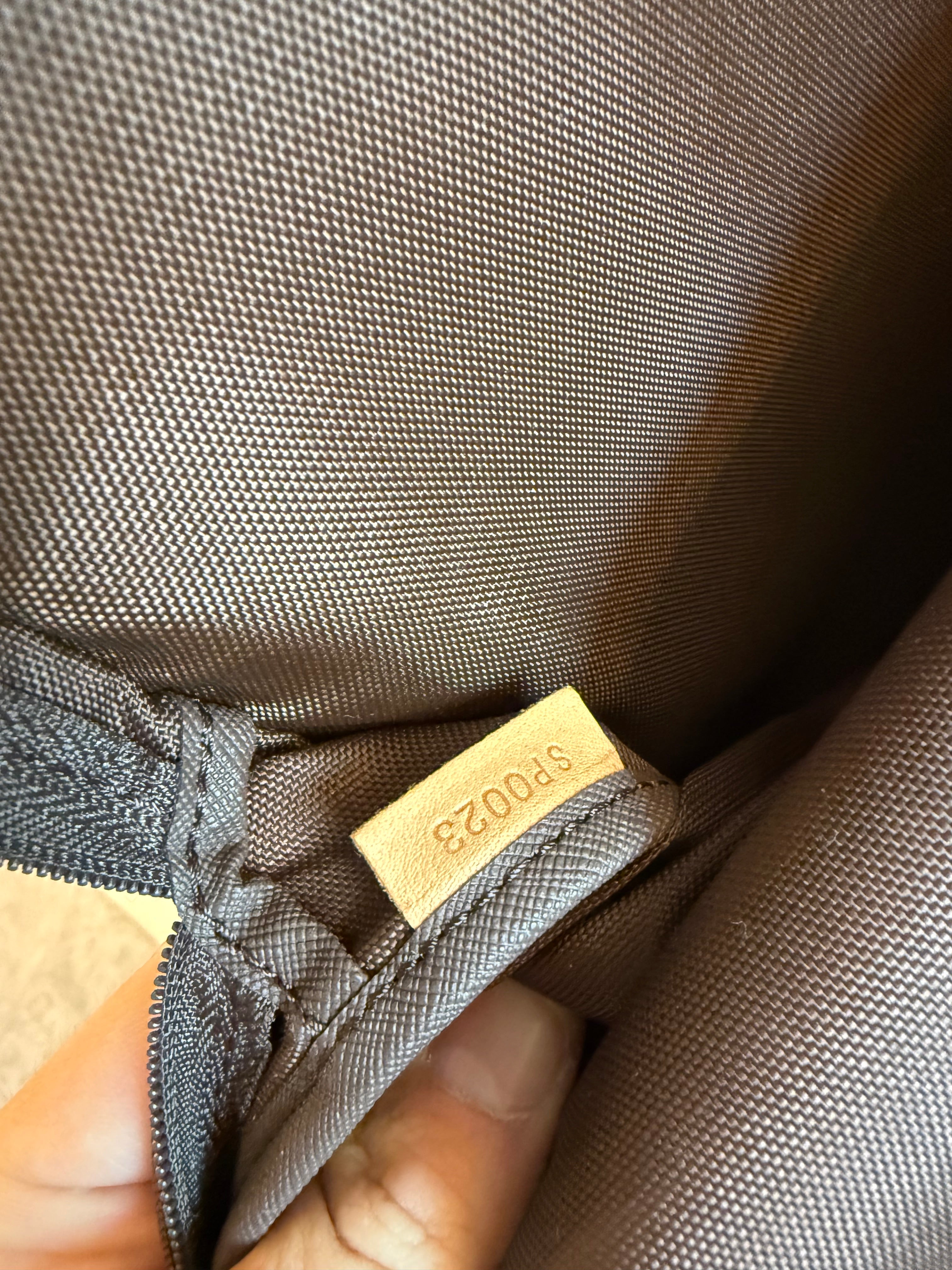 Louis Vuitton Pegase 45 Rolling Luggage
