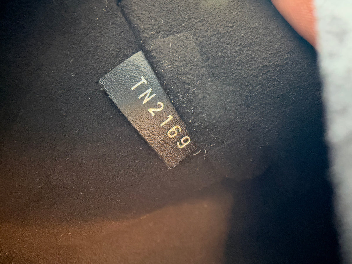 Louis Vuitton Pochette Jour GM Epi
