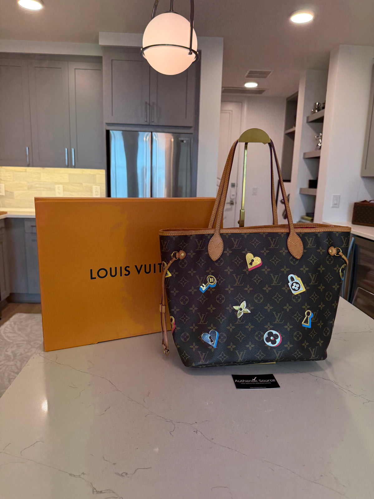 Louis Vuitton Neverfull MM Love Lock Limited Edition