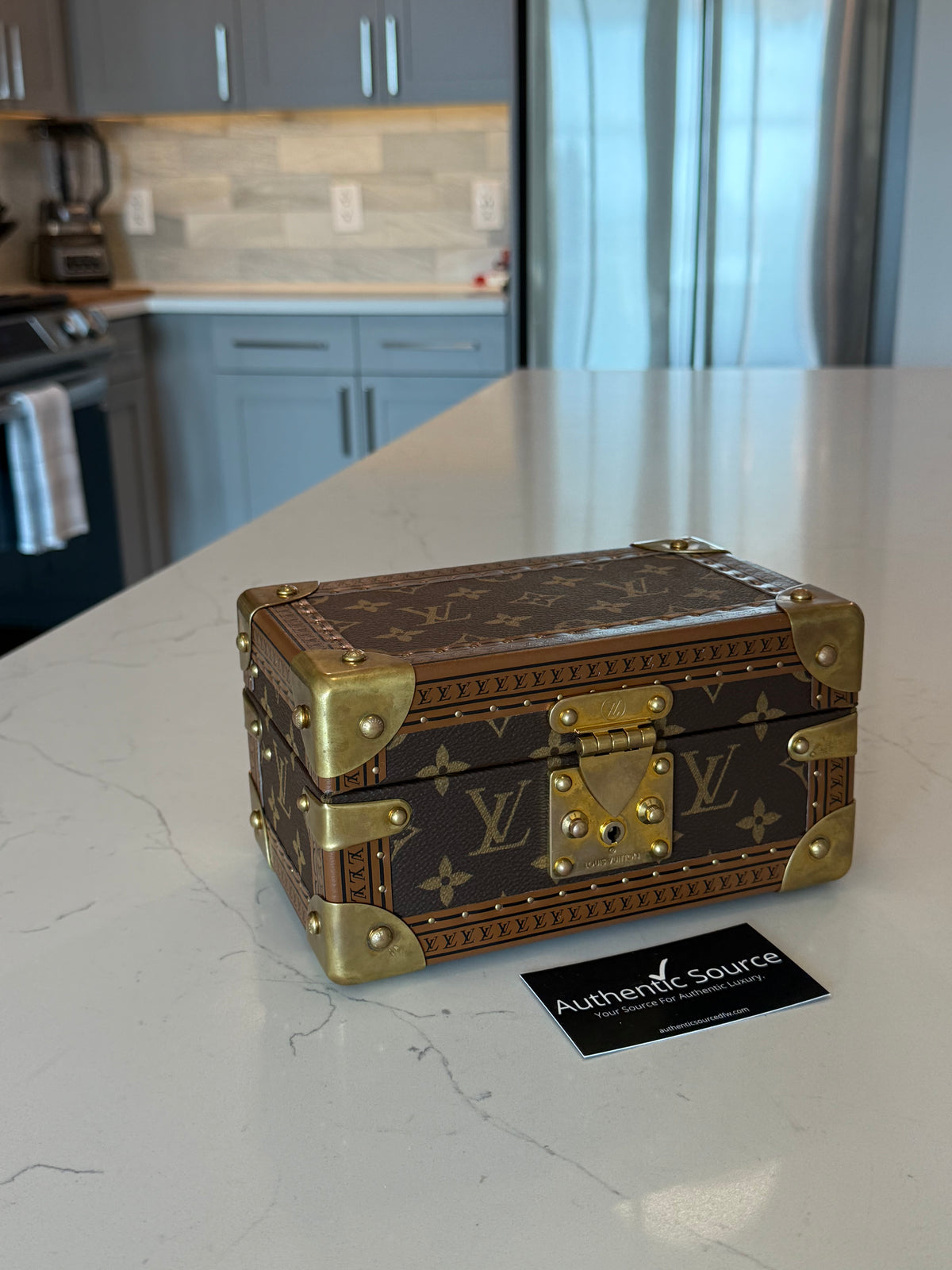 Louis Vuitton Coffret Tresor