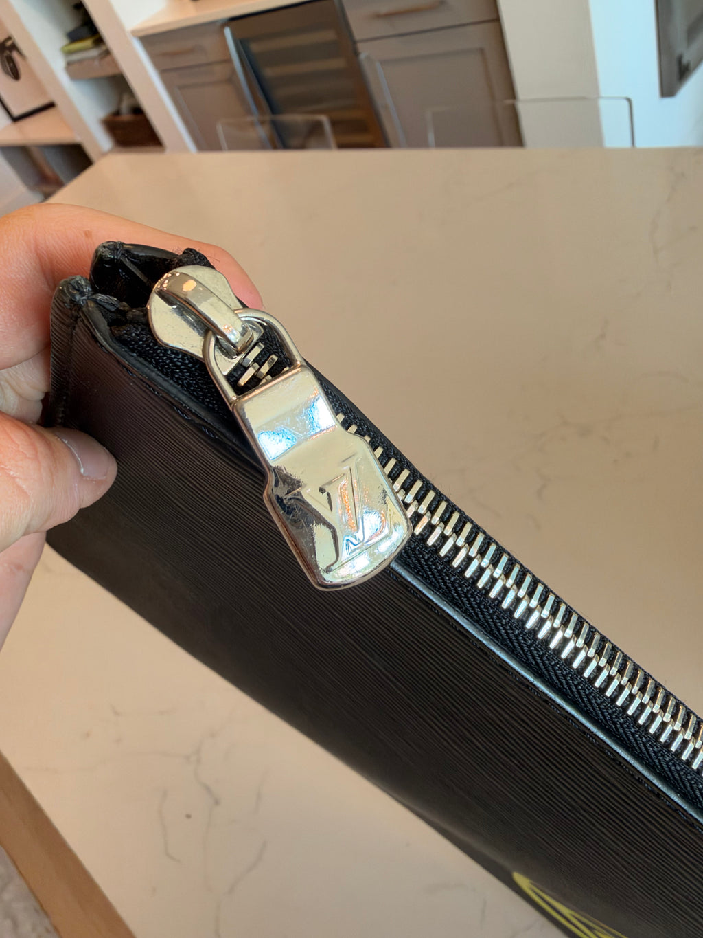 Louis Vuitton Pochette Jour GM Epi