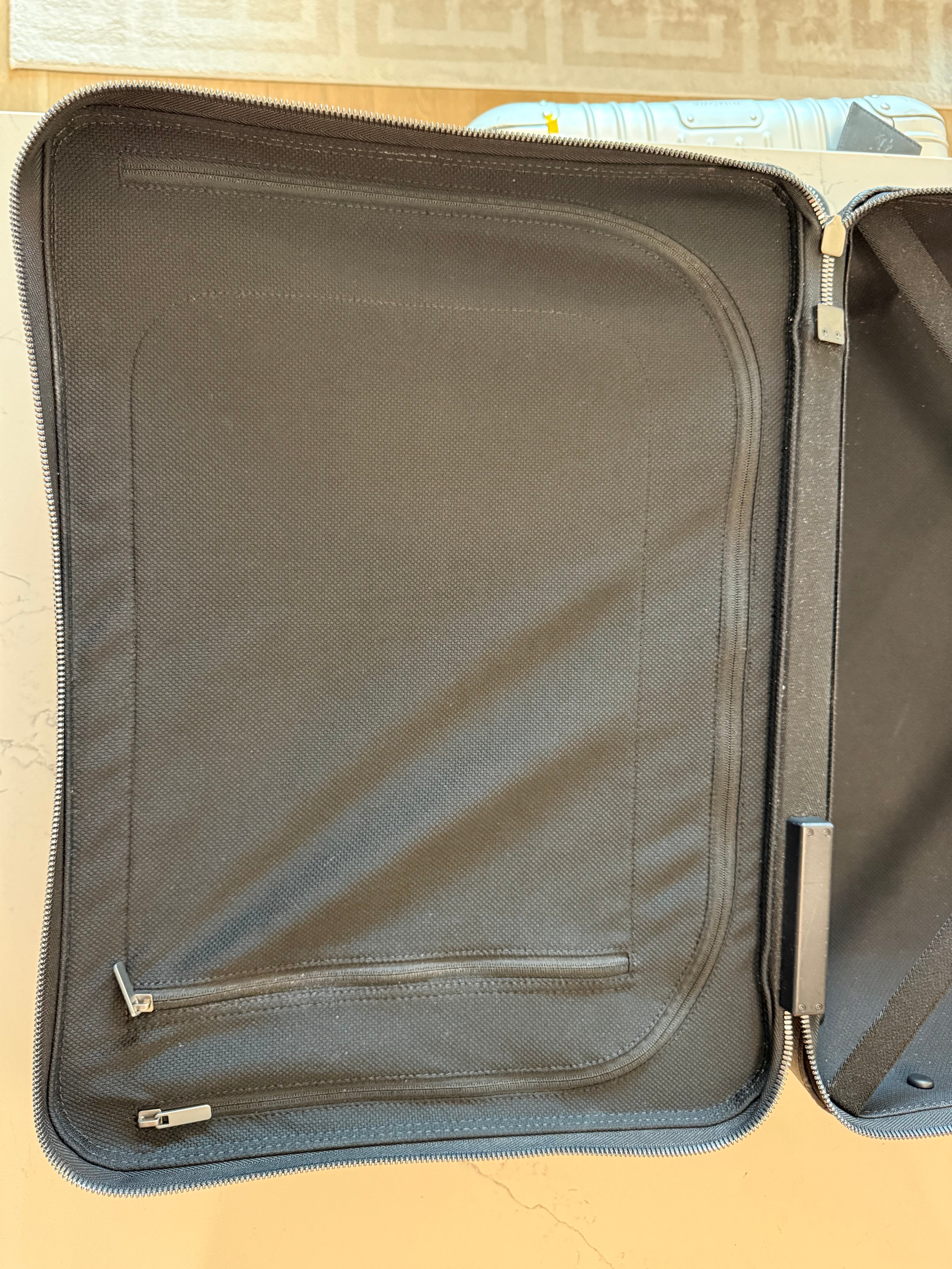 Louis Vuitton Horizon 55 Monogram Eclipse