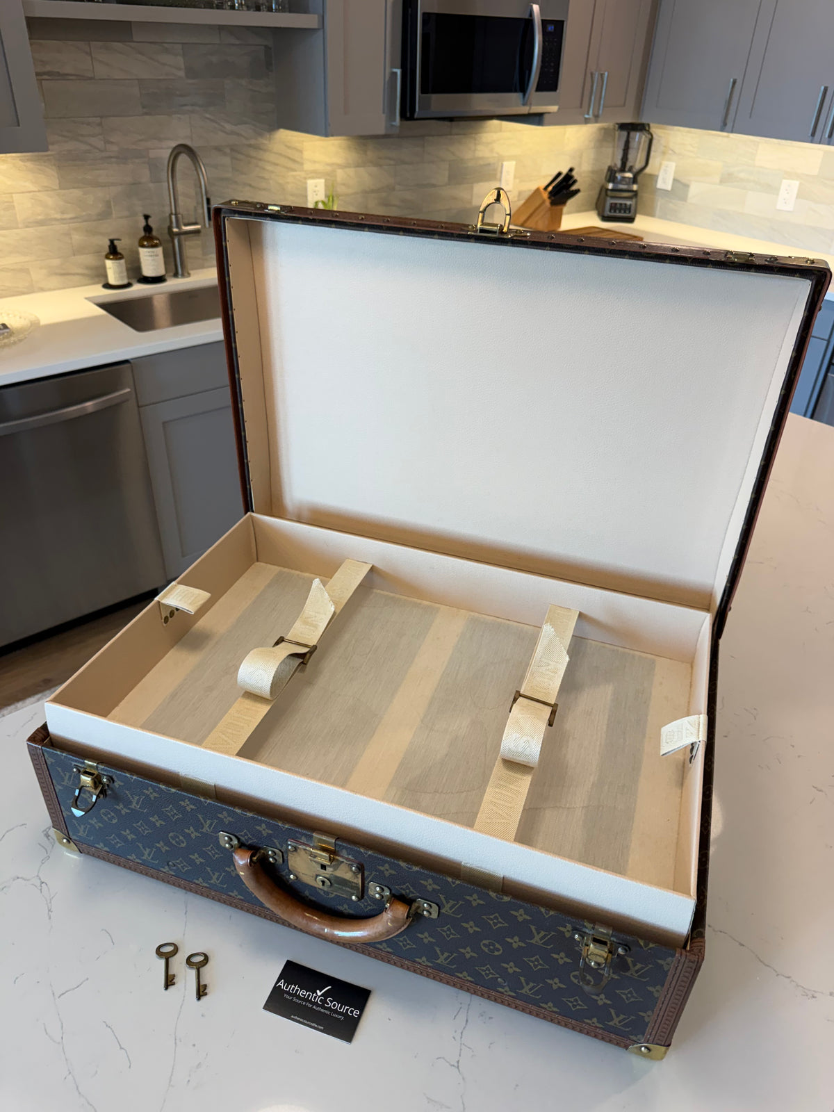 Louis Vuitton Alzer 65 Trunk