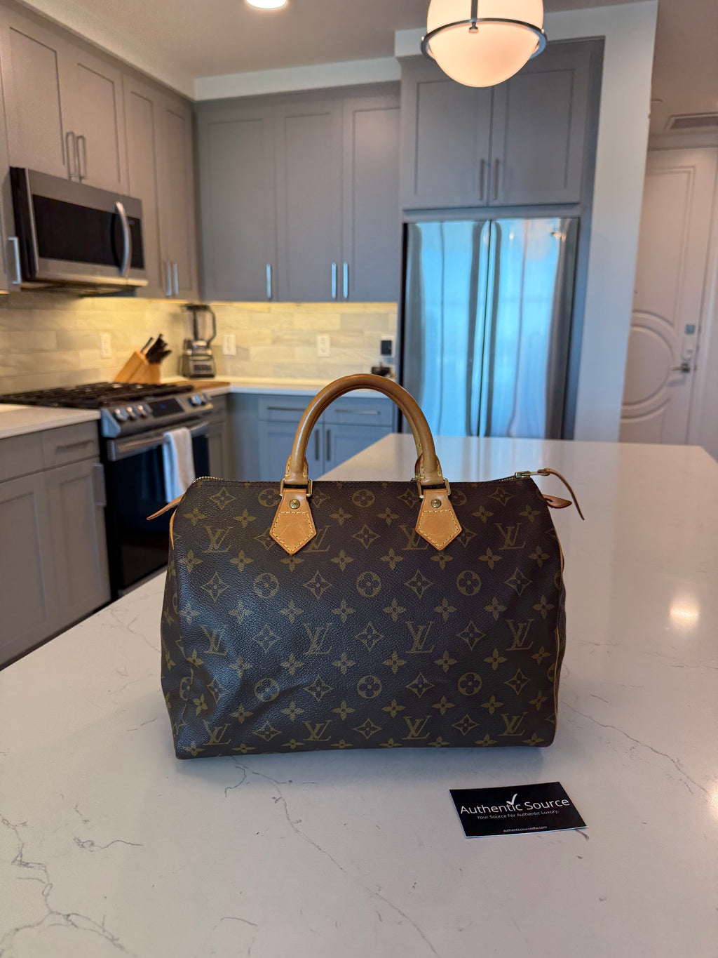 Louis Vuitton Speedy 30