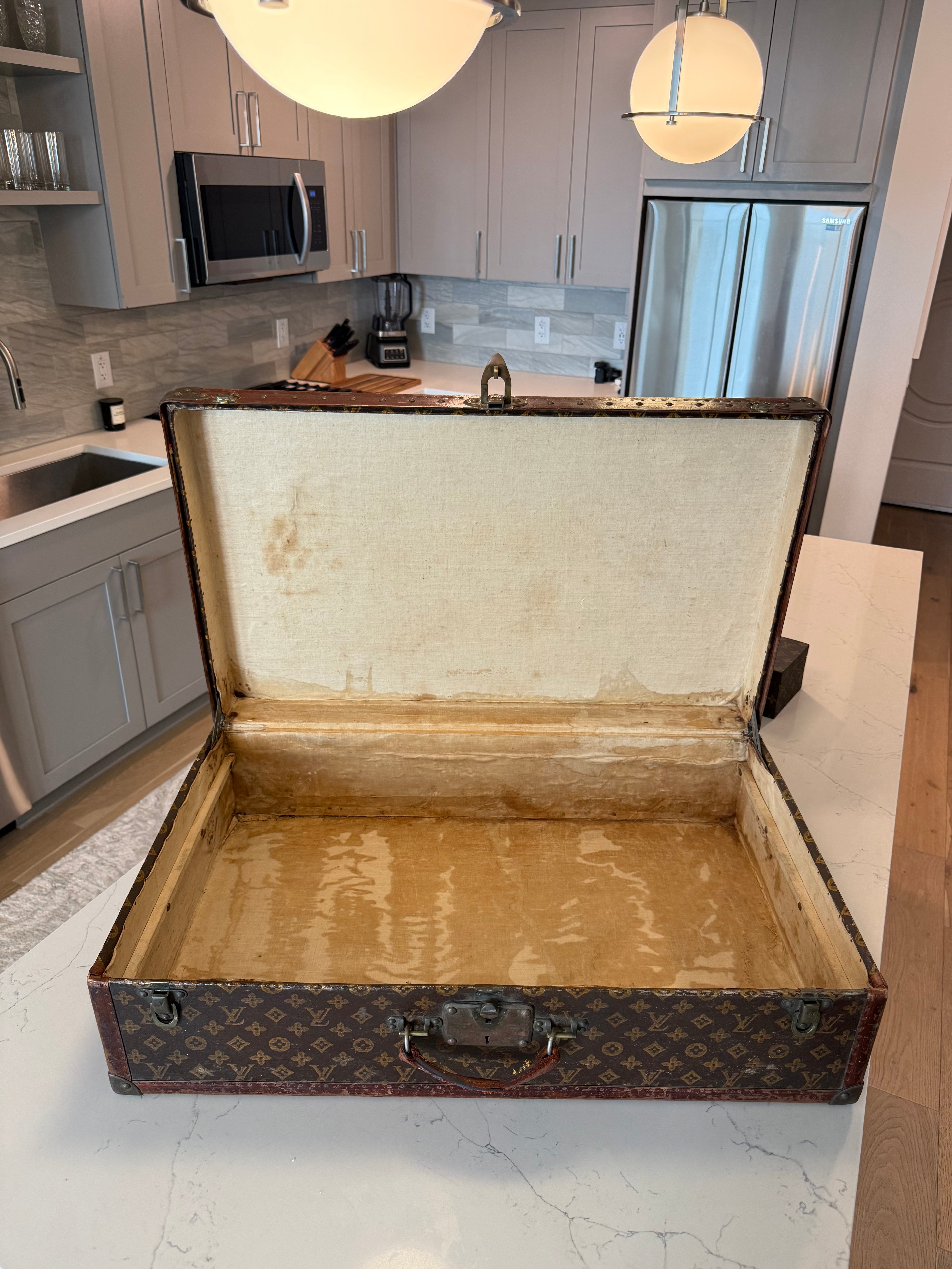 Louis Vuitton Rare Vintage Trunk - 75