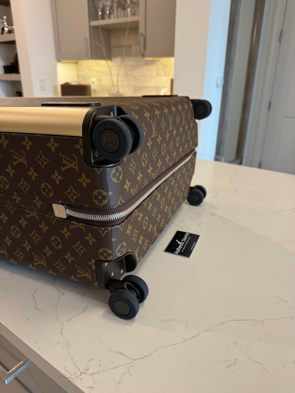 Louis Vuitton Horizon 70 Monogram