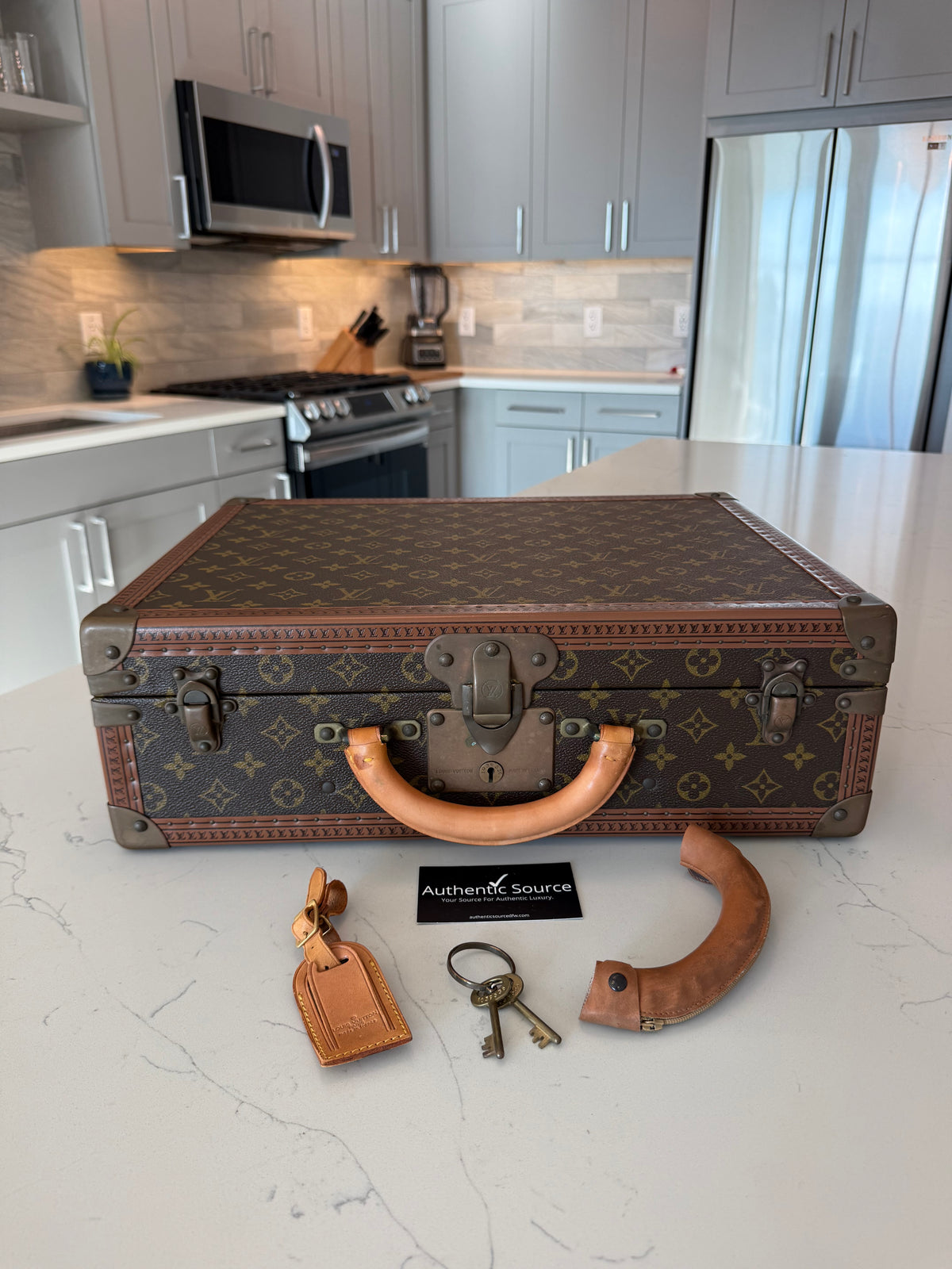 Louis Vuitton Cotteville 45