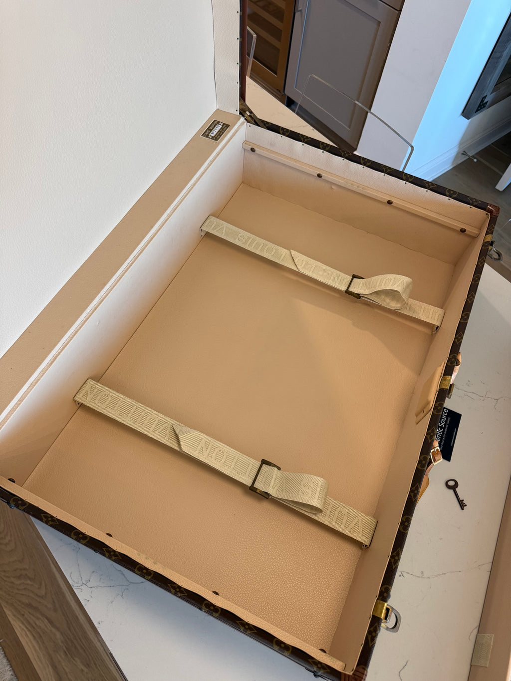Louis Vuitton Alzer 75 Trunk
