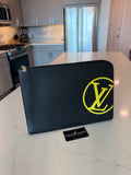 Louis Vuitton Pochette Jour GM Epi