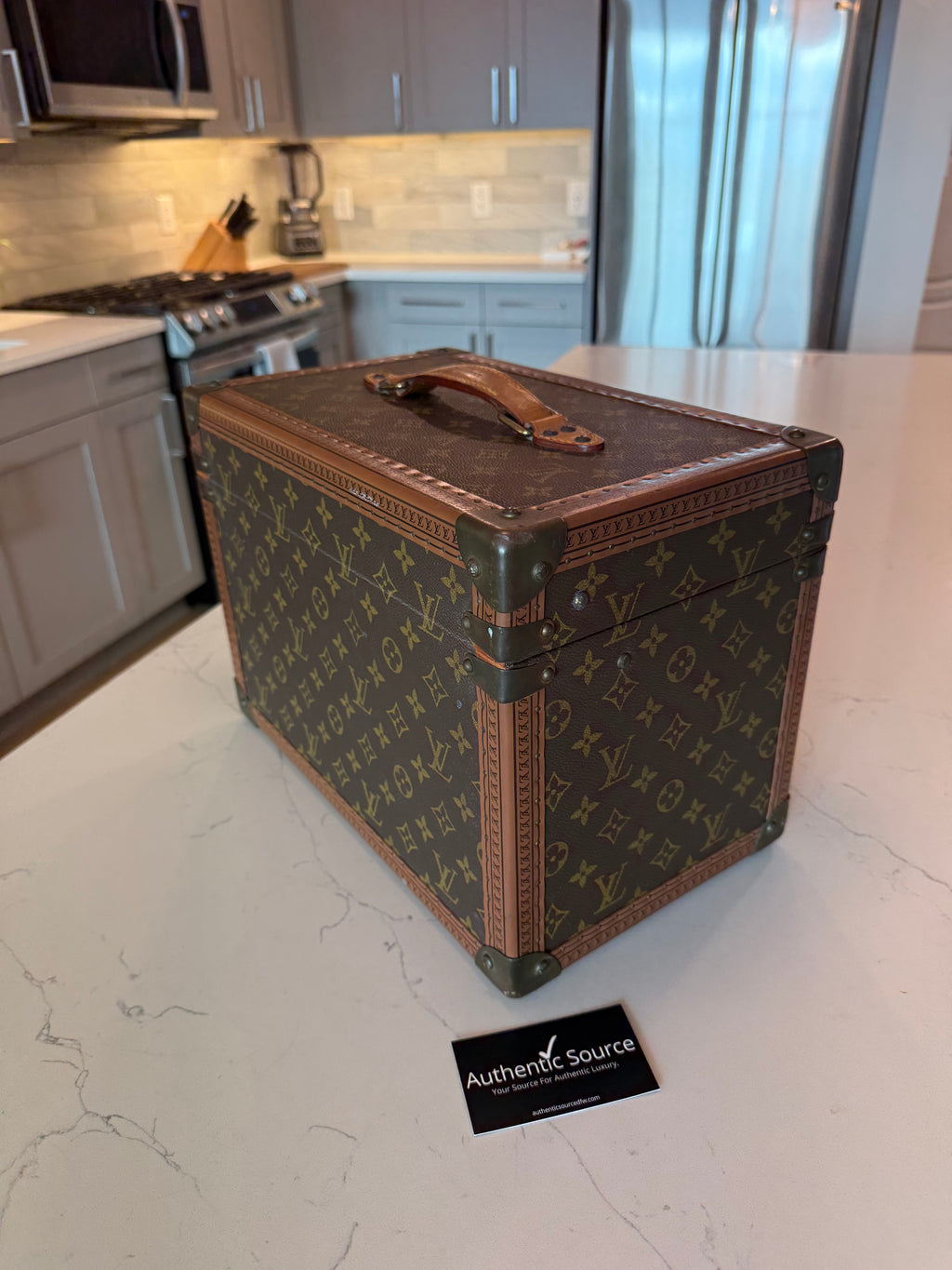 Louis Vuitton Boite Pharmacie Trunk