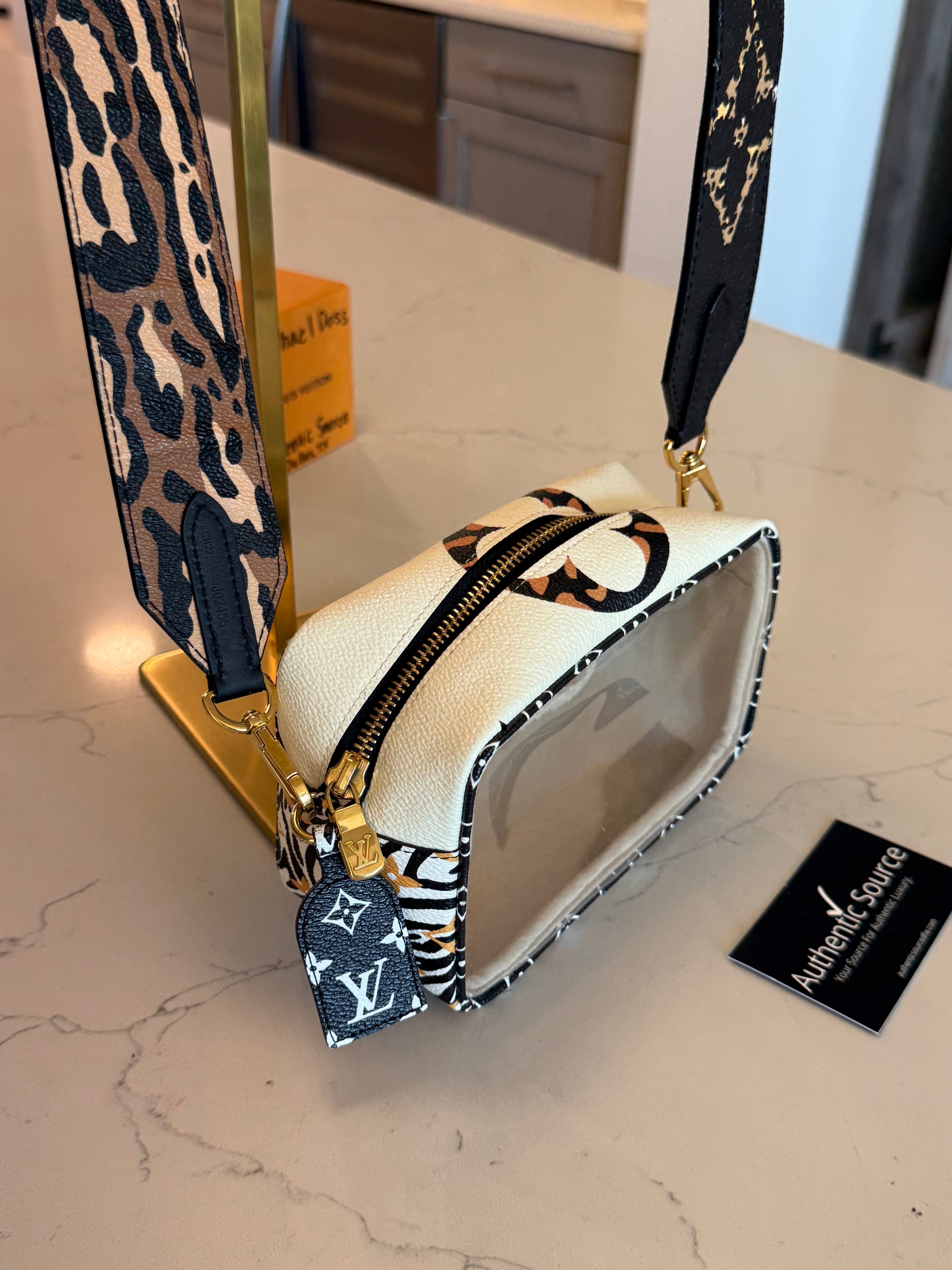 Louis Vuitton Beach Pouch Jungle Rare