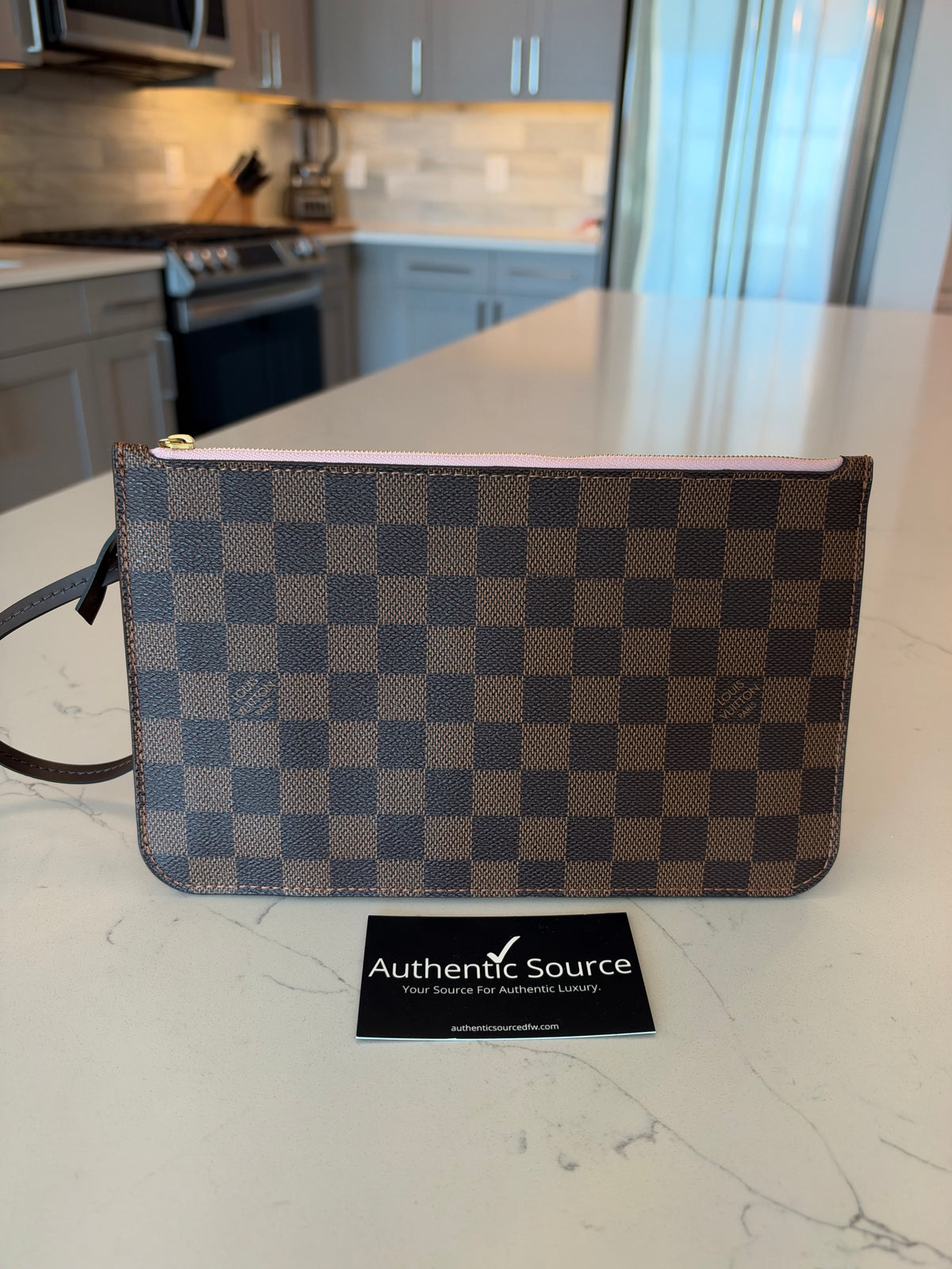 Louis Vuitton Clutch/Pouch DE Rare Interior