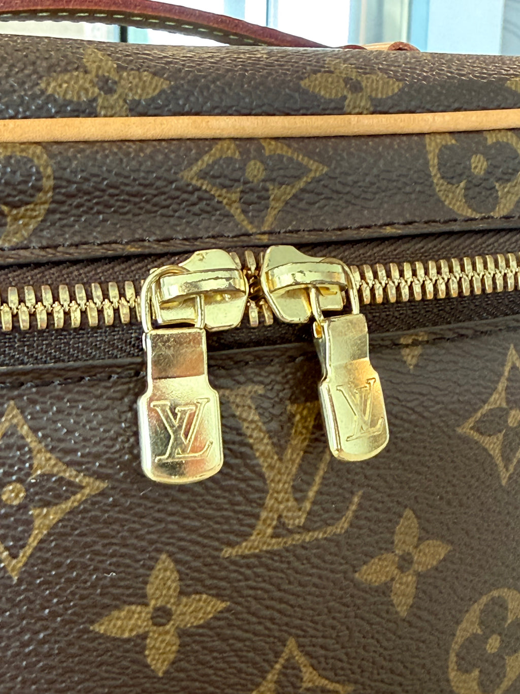 Louis Vuitton Nice BB Vanity