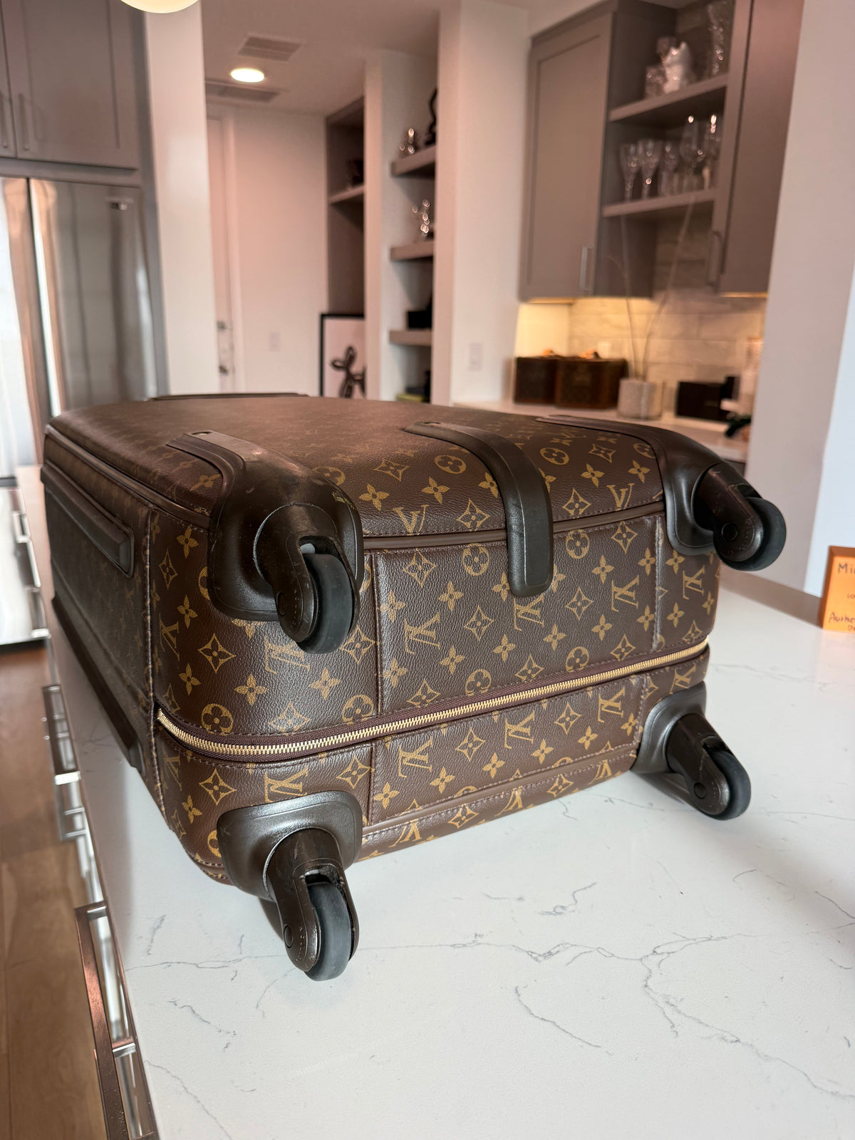 Louis Vuitton Zephyr 70