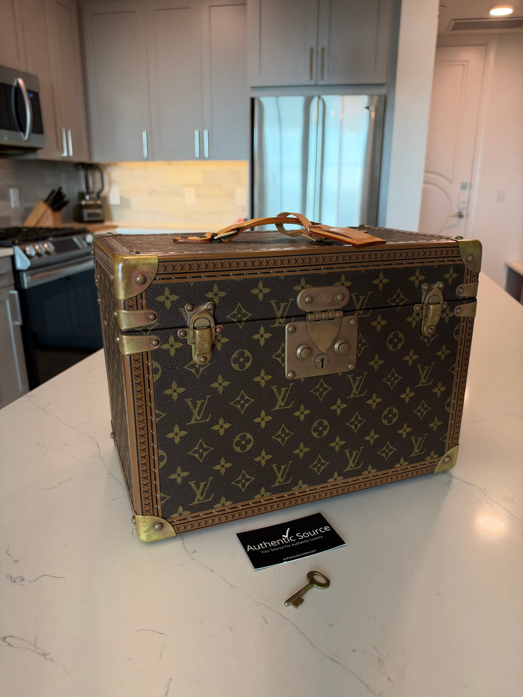 Louis Vuitton Boite Pharmacie Trunk