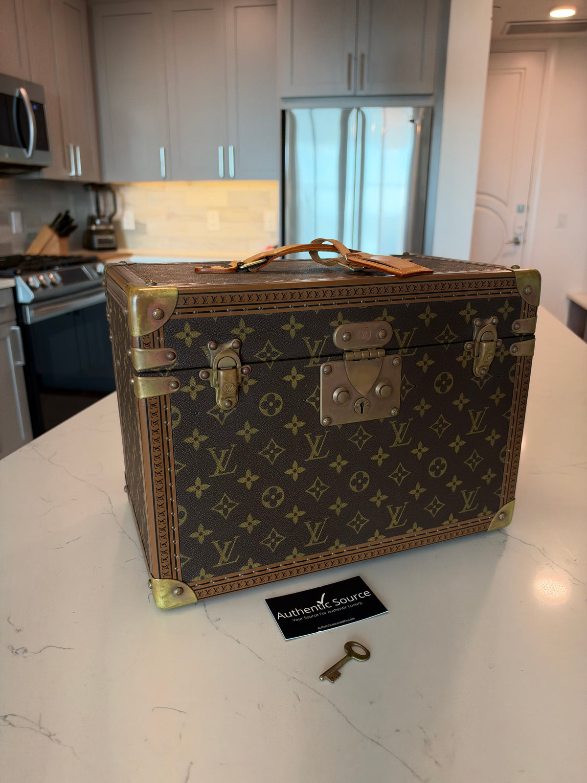 Louis Vuitton Boite Pharmacie Trunk