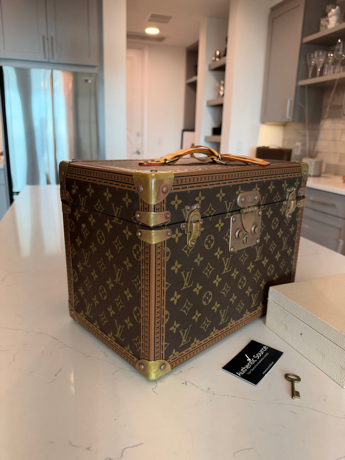 Louis Vuitton Boite Pharmacie Trunk
