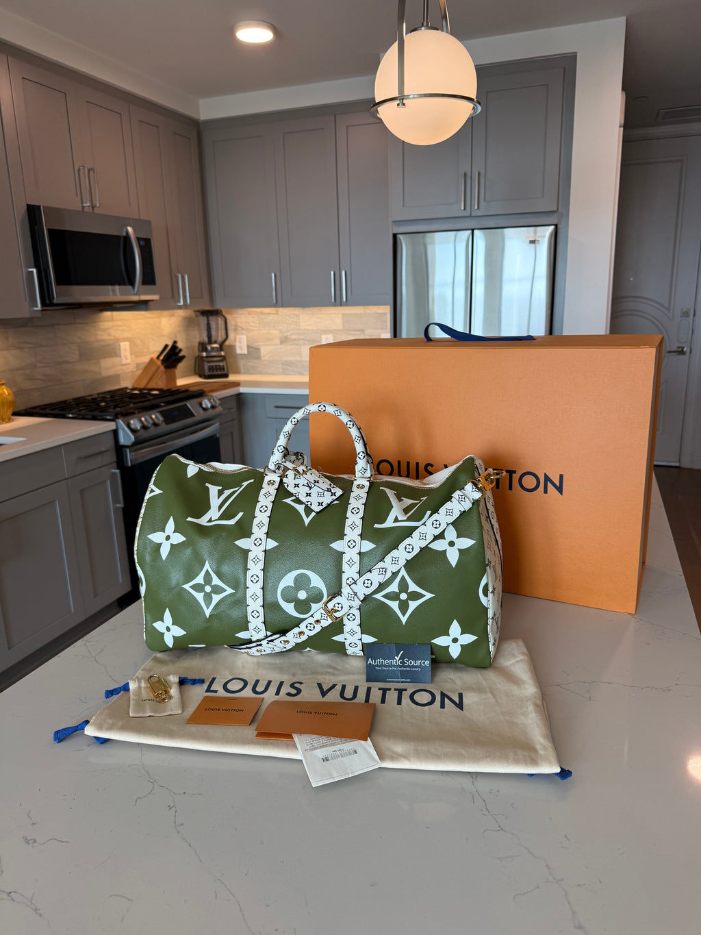 Louis Vuitton Keepall 50 Bandouliere Giant Khaki