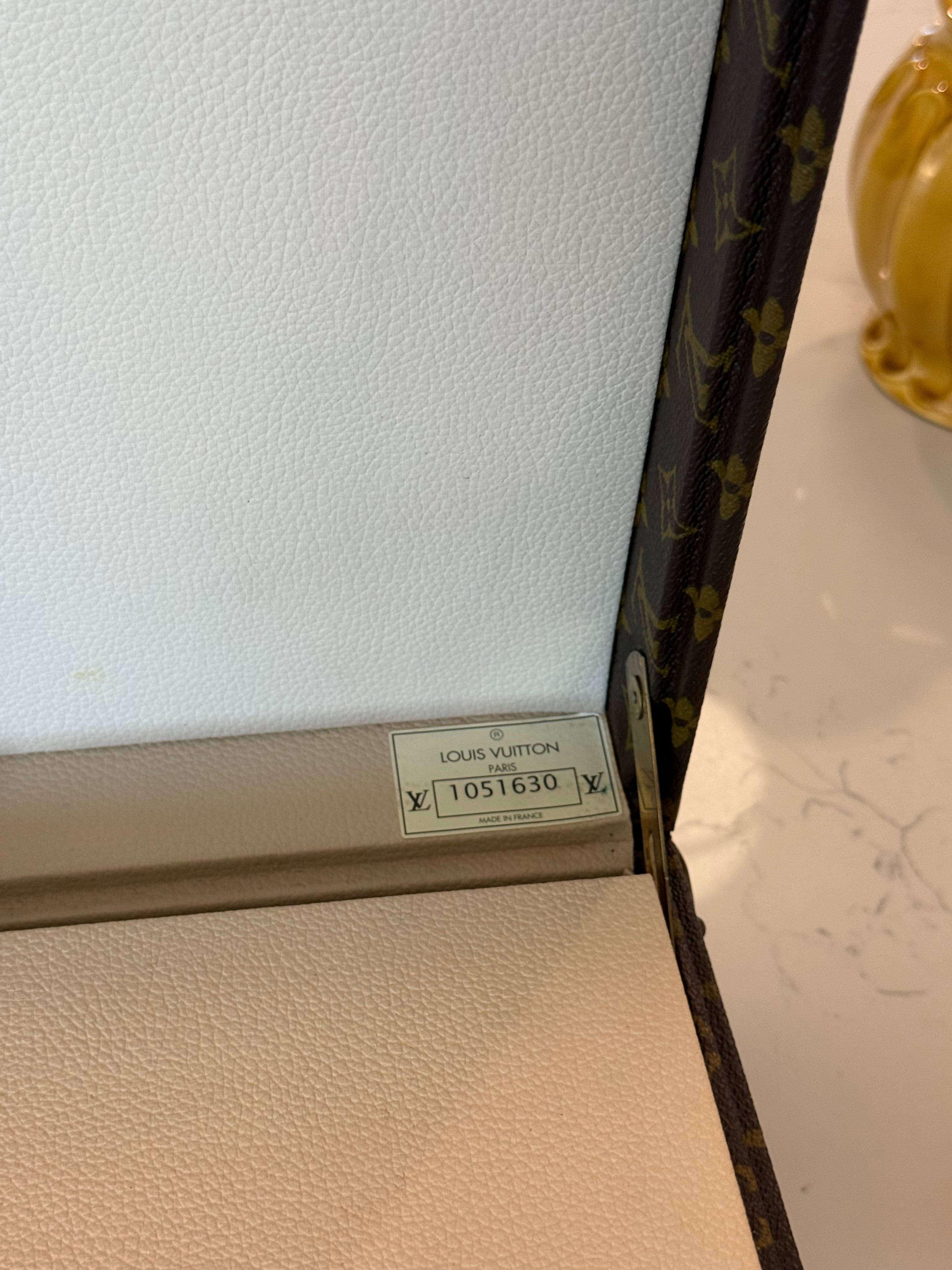 Louis Vuitton Boite Falcons Vanity Trunk