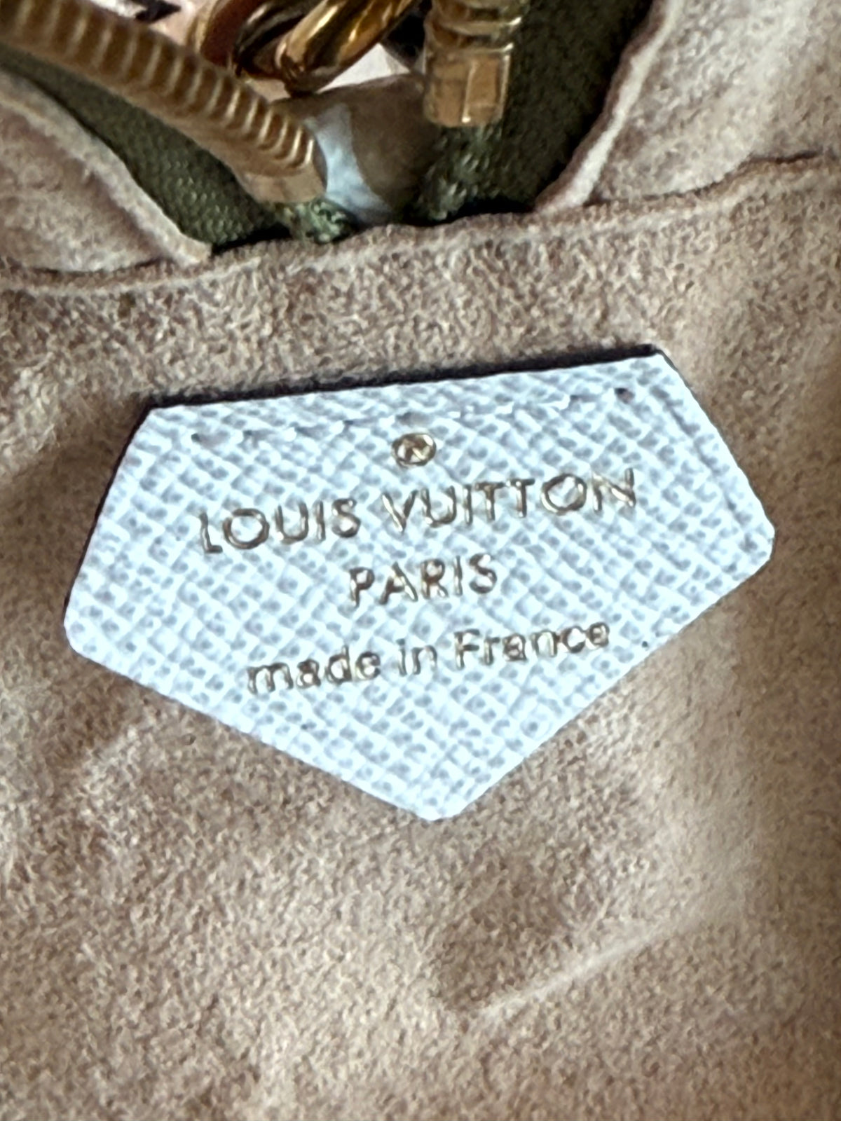 Louis Vuitton Beach Pouch Giant Khaki Monogram