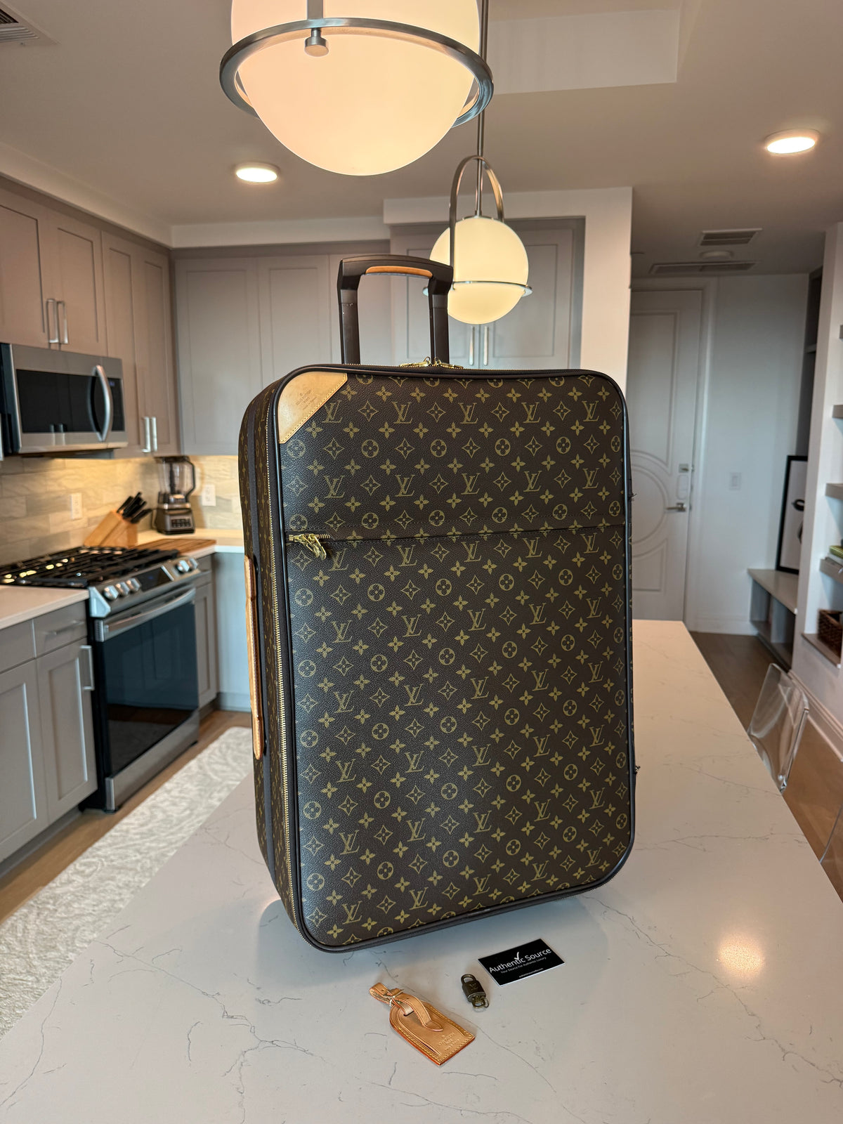 Louis Vuitton Pegase 70 Rolling Luggage
