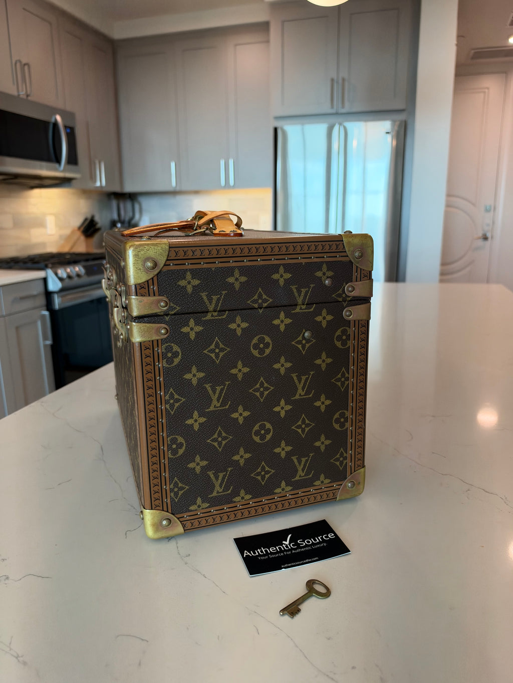 Louis Vuitton Boite Pharmacie Trunk
