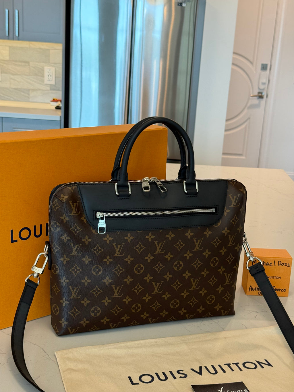 Louis Vuitton Porte-Documents Jour NM Macassar