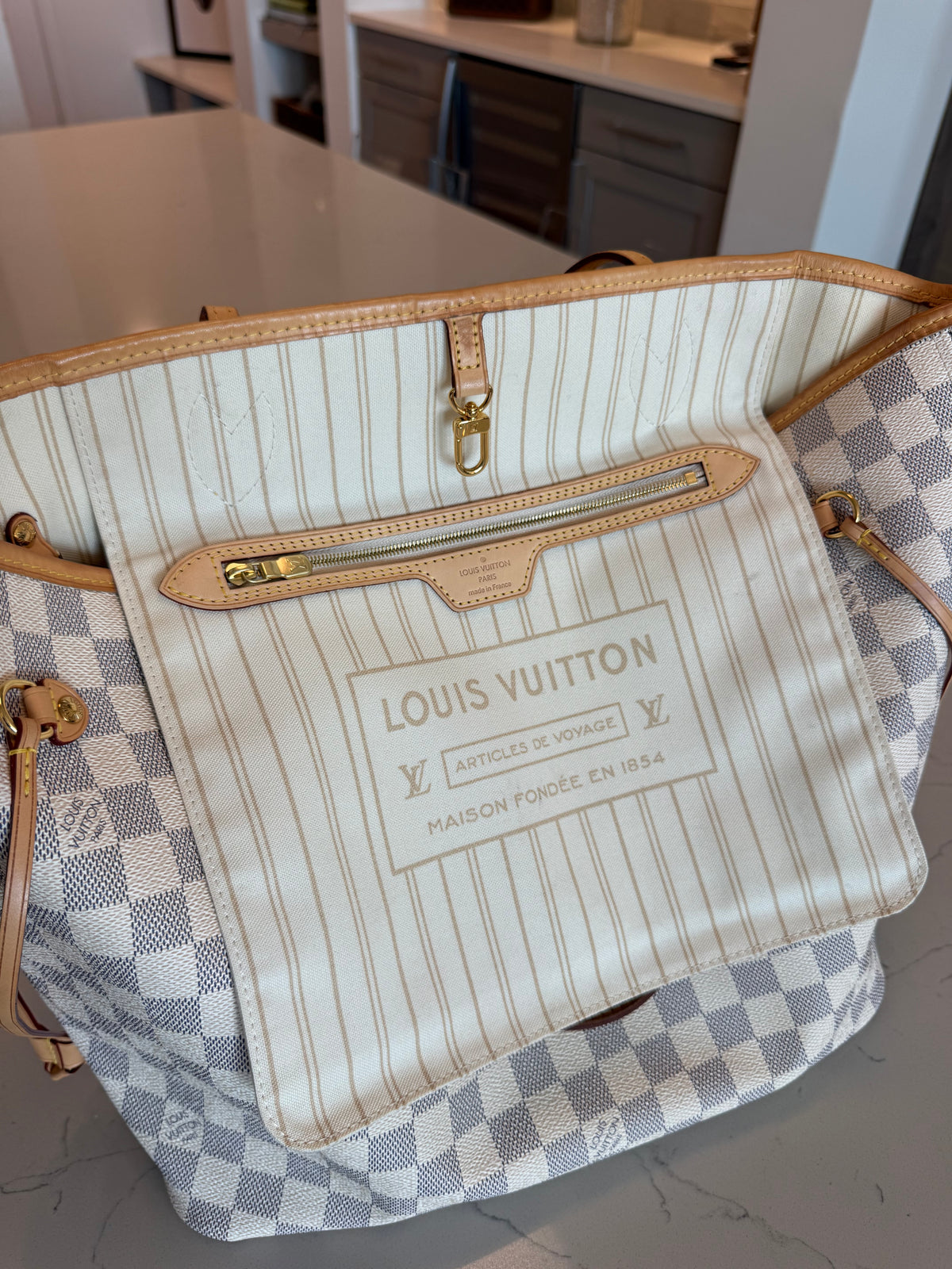 Louis Vuitton Neverfull MM Damier Azur