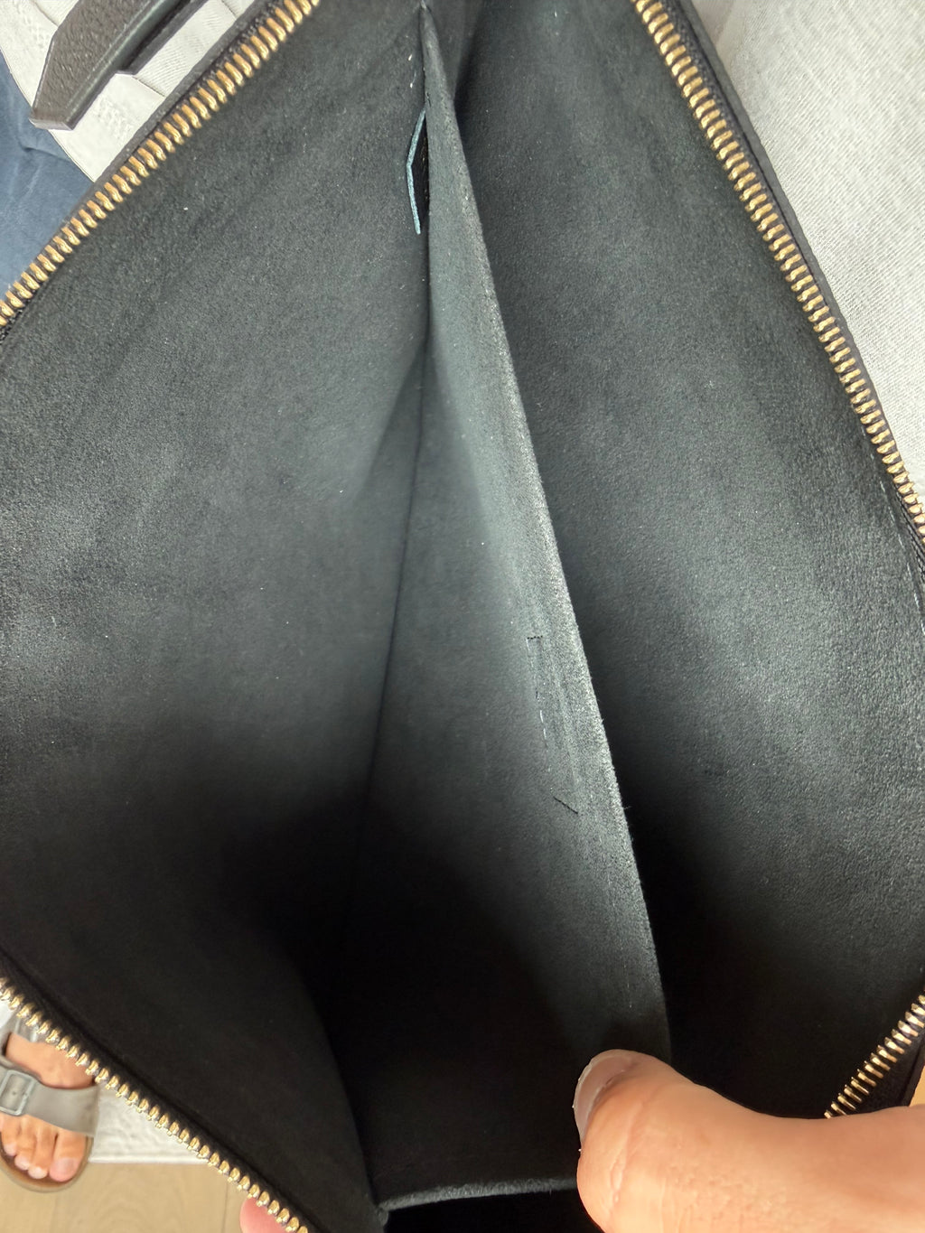 Louis Vuitton Daily Pouch Monogram & Noir