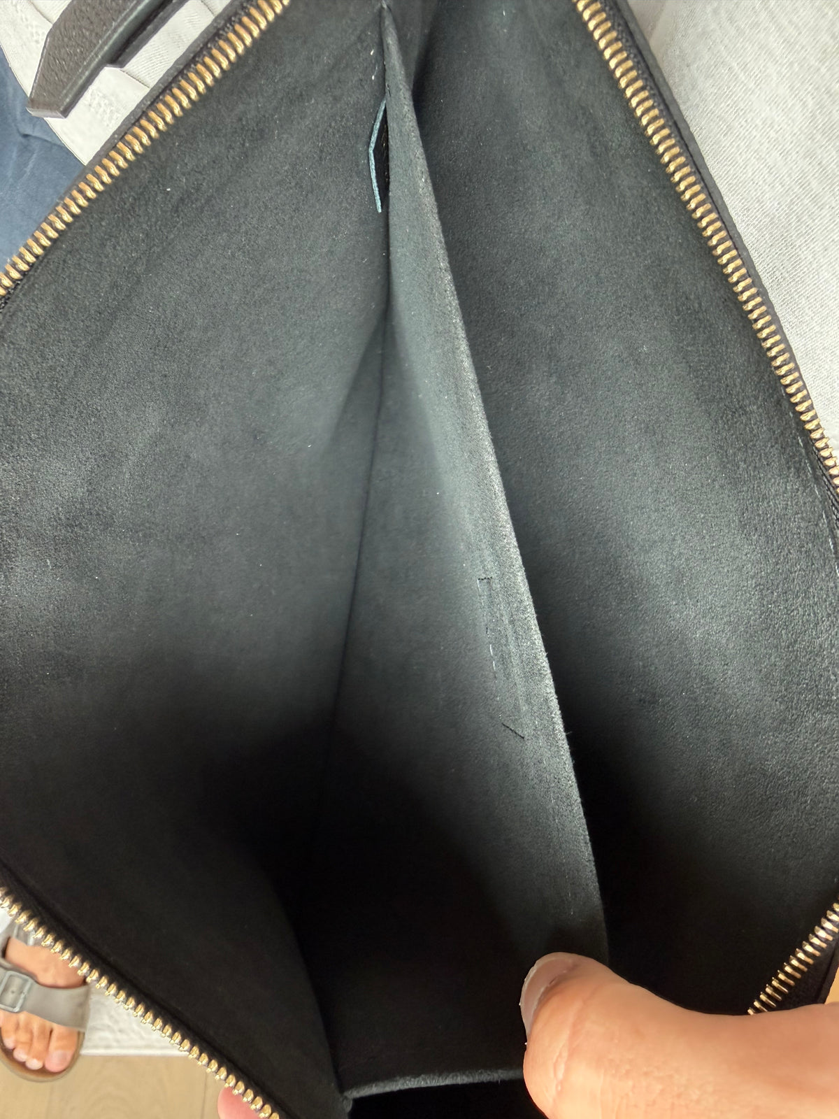 Louis Vuitton Daily Pouch Monogram & Noir