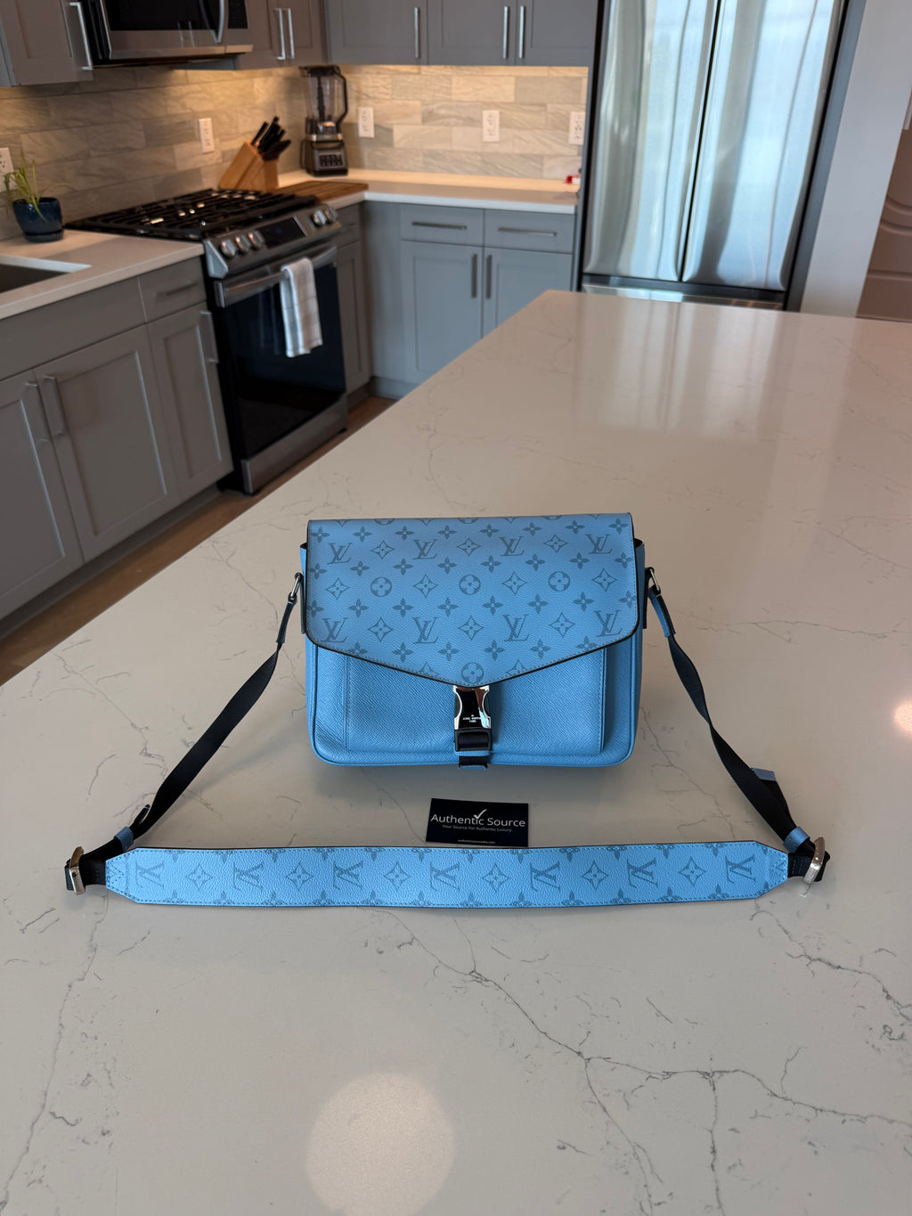 Louis Vuitton Tiagarama Messengerama Blue