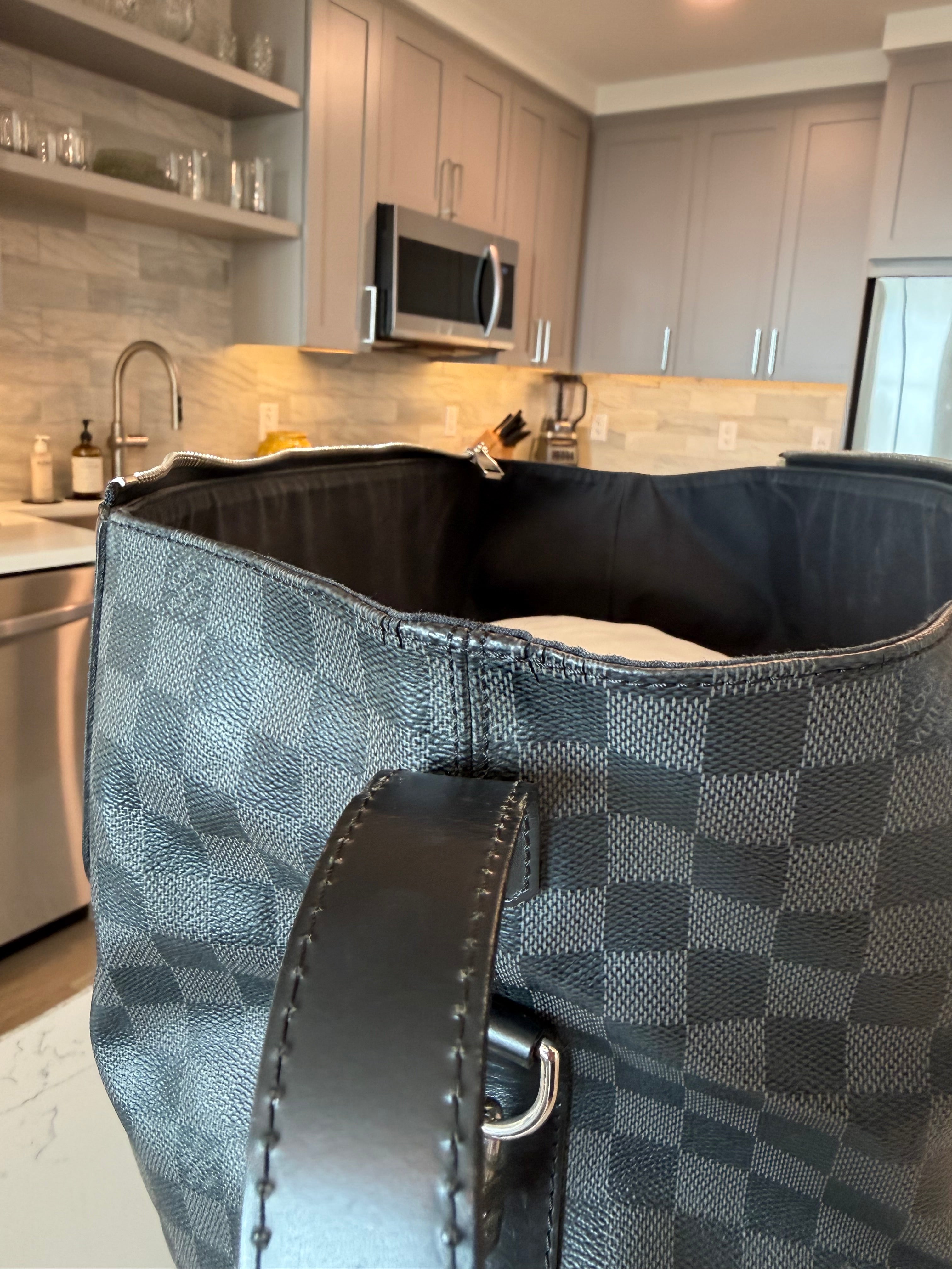 Louis Vuitton Neo Greenwich Damier Graphite