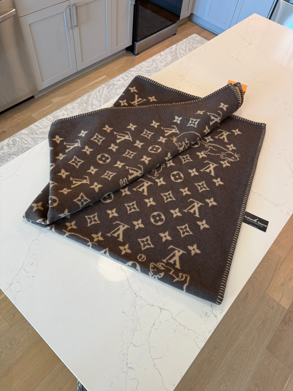 Louis Vuitton Catogram Neo Wool Blanket