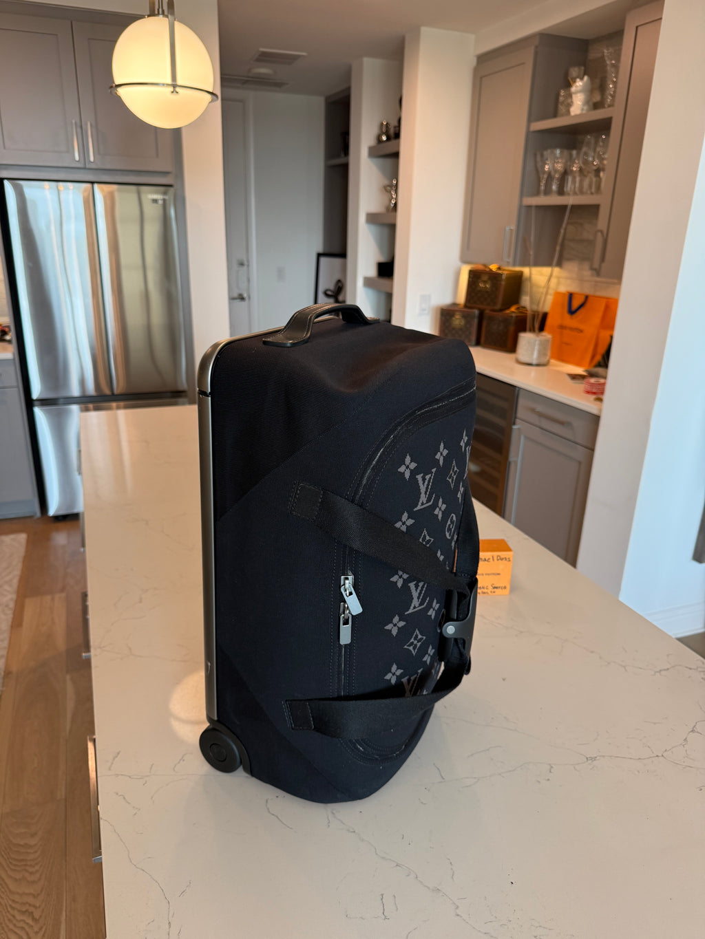 Louis Vuitton Soft Horizon Rolling Luggage