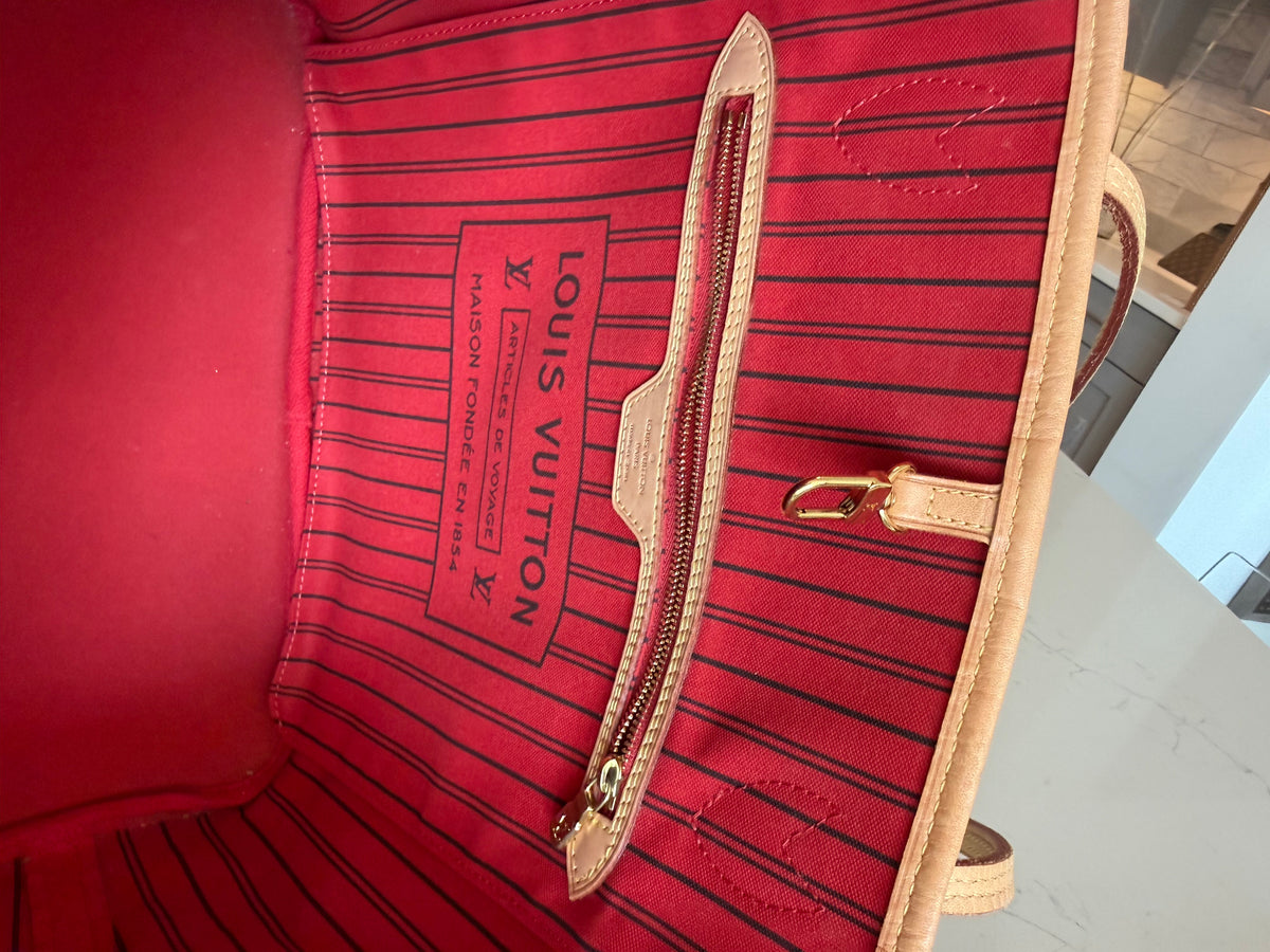 Louis Vuitton Neverfull MM