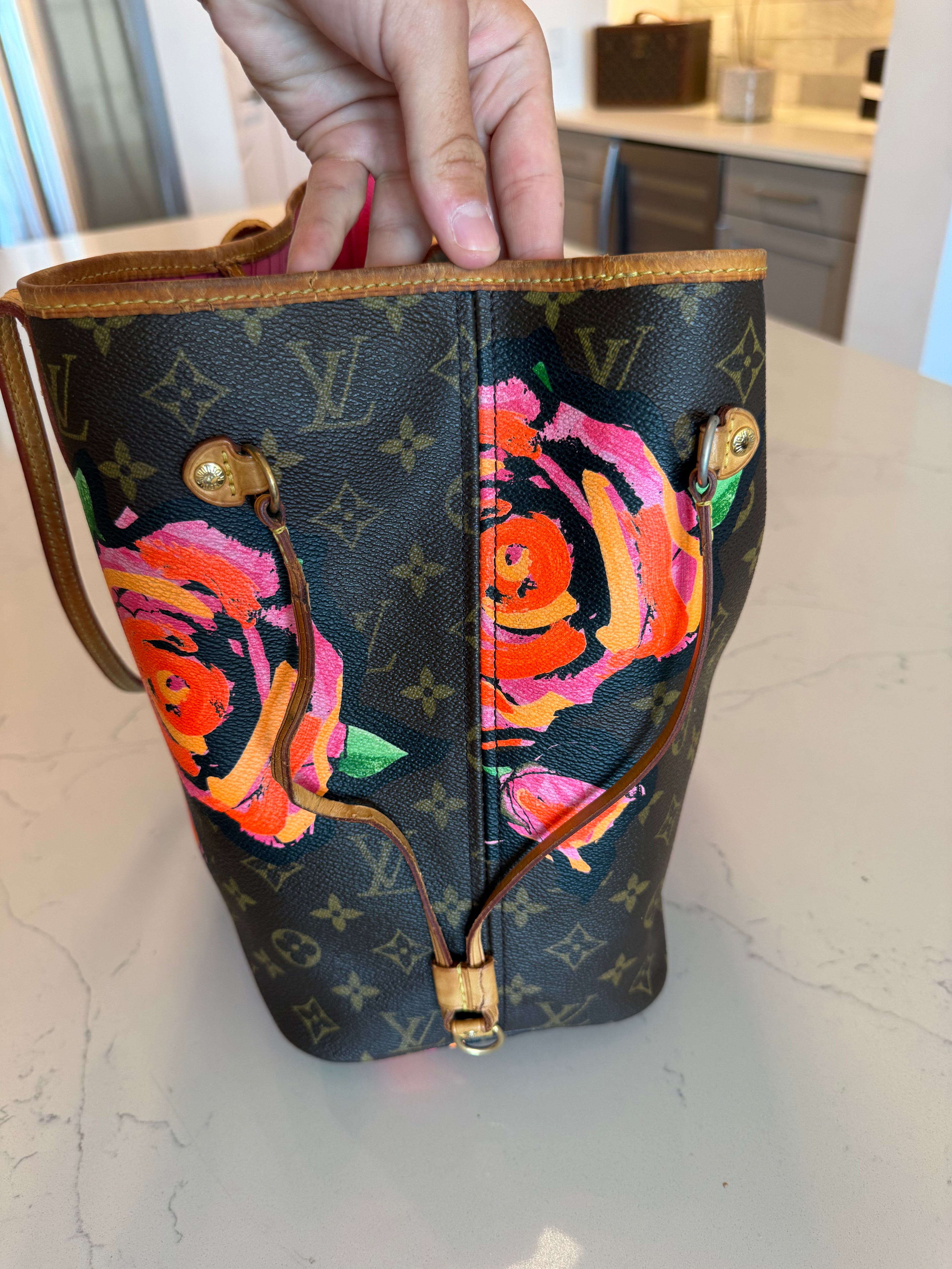 Louis Vuitton Neverfull MM Roses