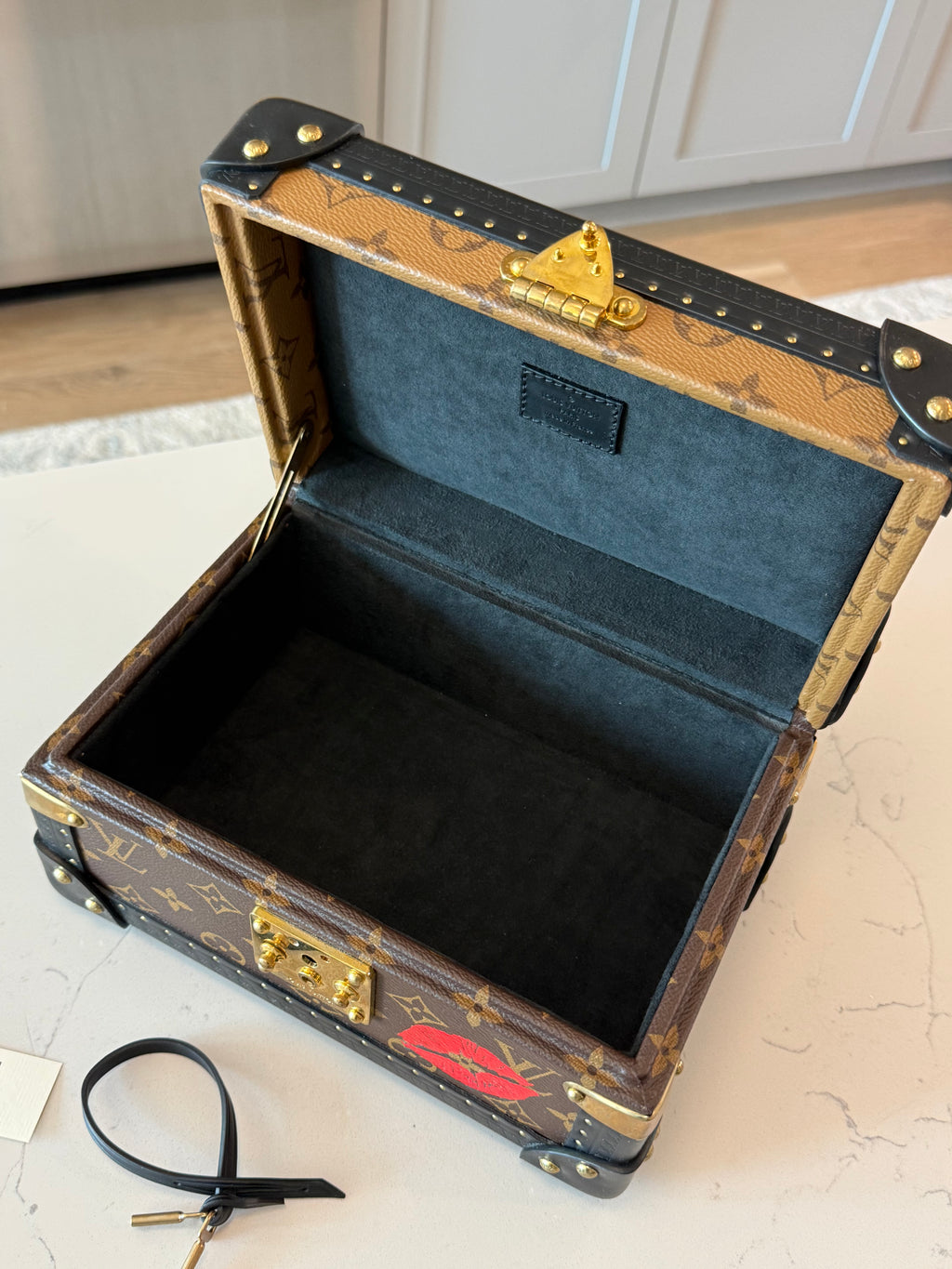 Louis Vuitton Coffret Tresor 24 Trunk Reverse Monogram