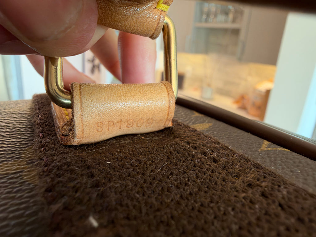 Louis Vuitton -Pegase 55 Rolling Luggage