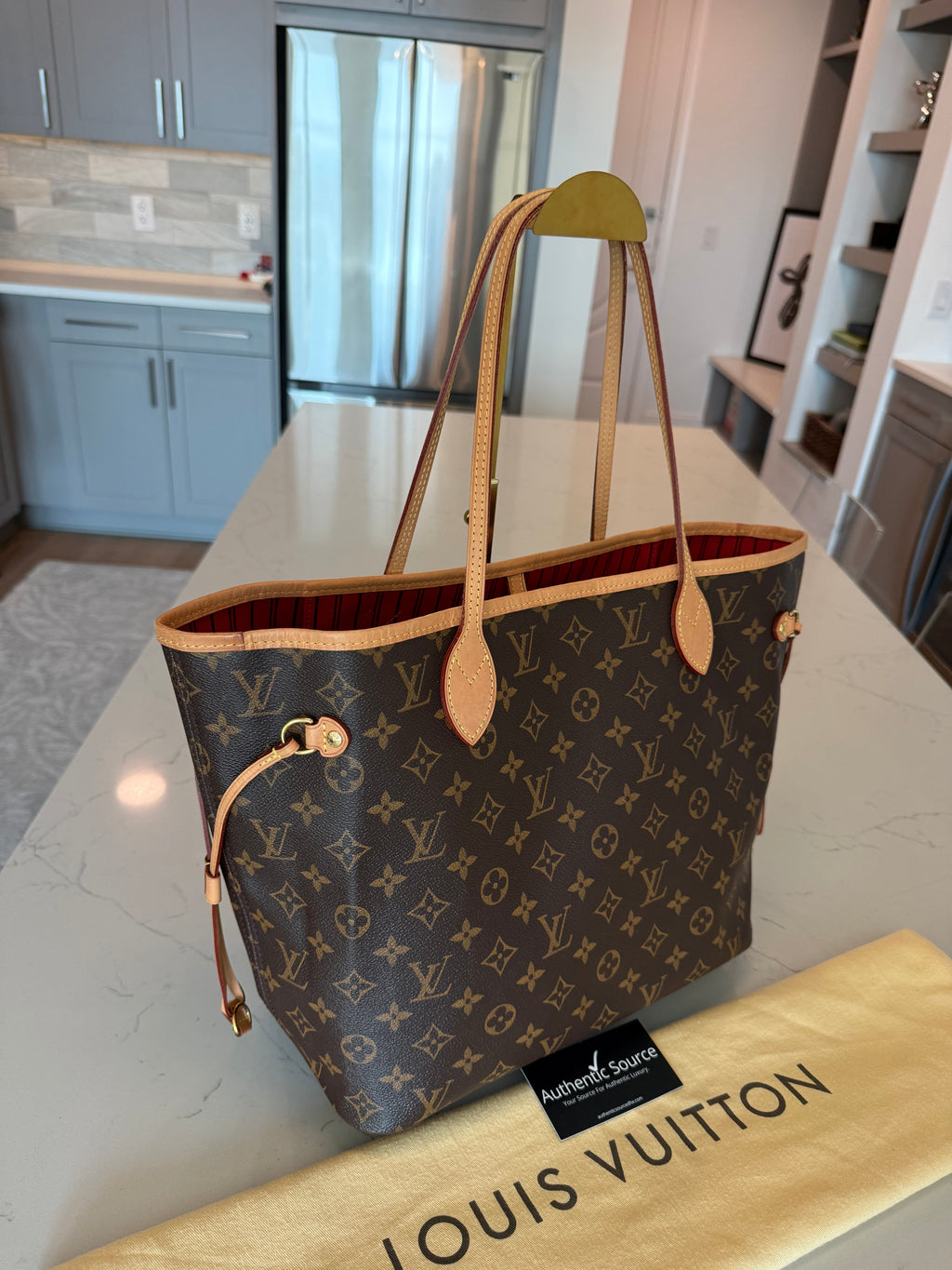 Louis Vuitton Neverfull MM
