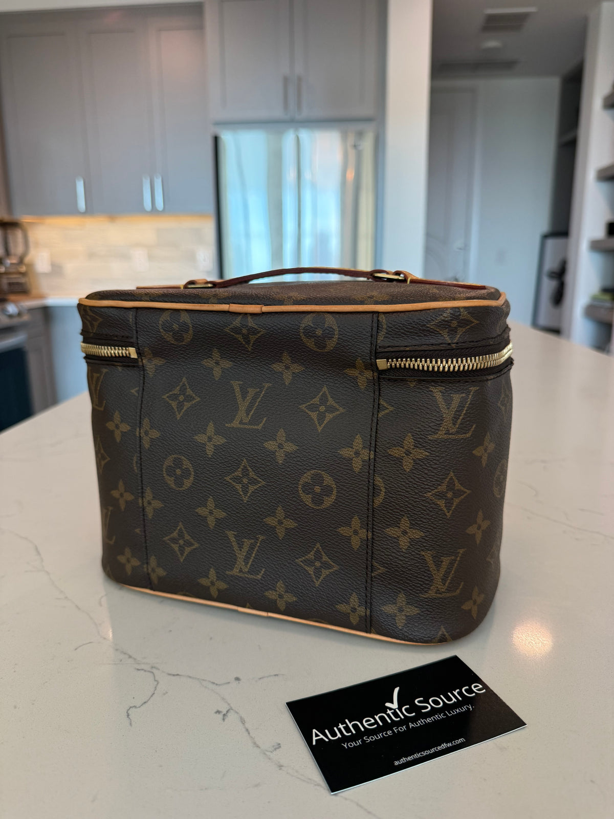 Louis Vuitton Nice BB Vanity