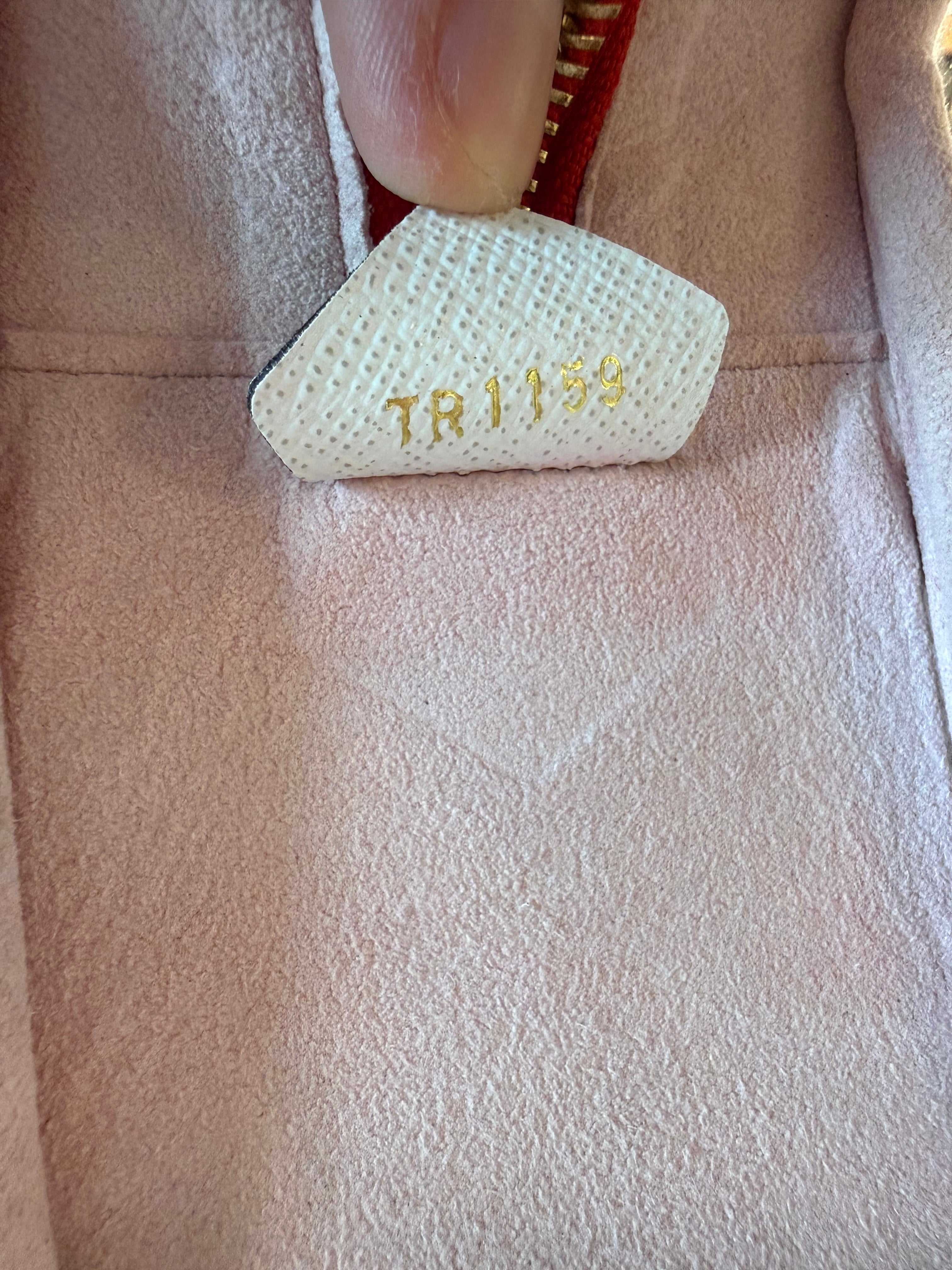 Louis Vuitton Beach Pouch Giant Monogram Rare
